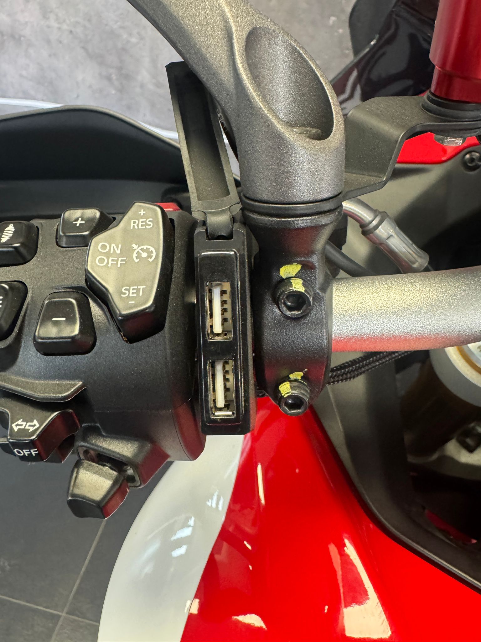 DUCATI Multistrada V4 Pikes Peak Radar-image-11