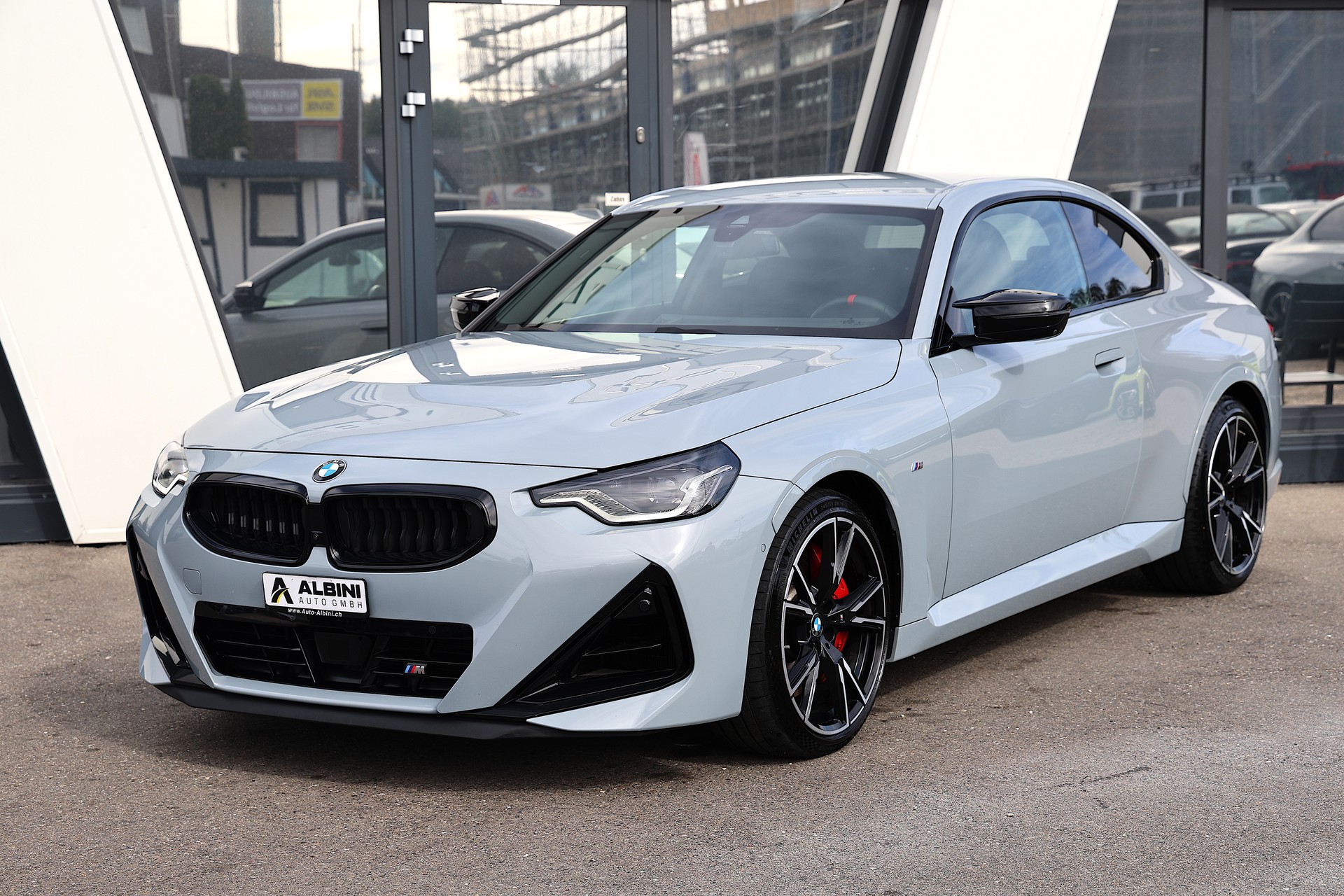 BMW M240i xDrive Coupé-image-1