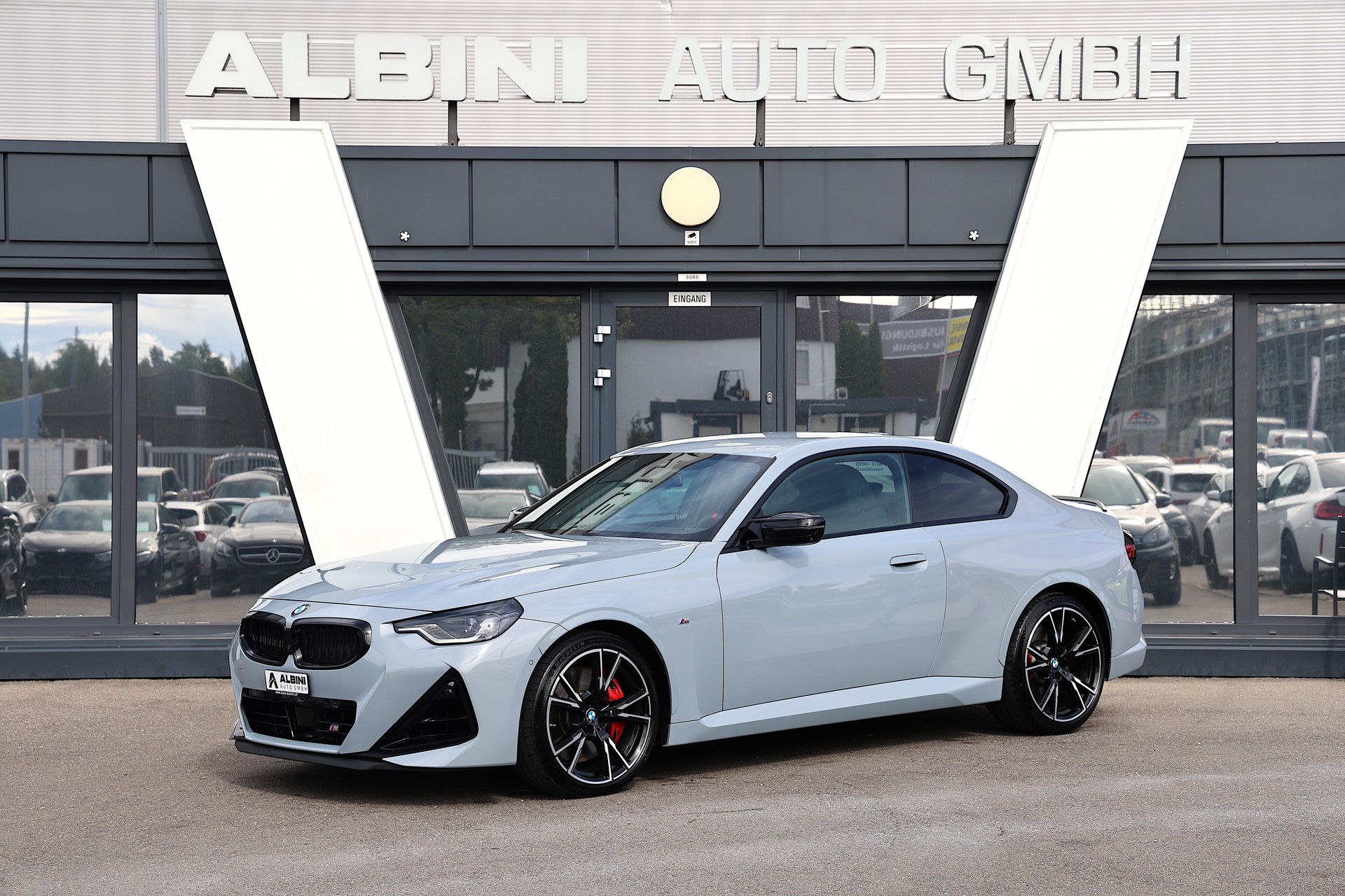 BMW M240i xDrive Coupé-image-0