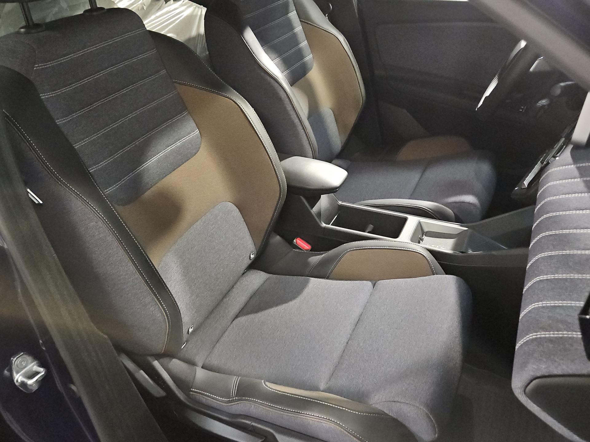 RENAULT R5 E-Tech Comfort Range 52 kWh Techno-image-13