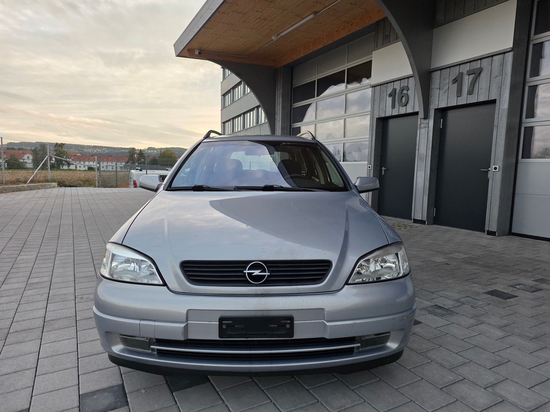 OPEL Astra Caravan 1.6i 16V Favorit