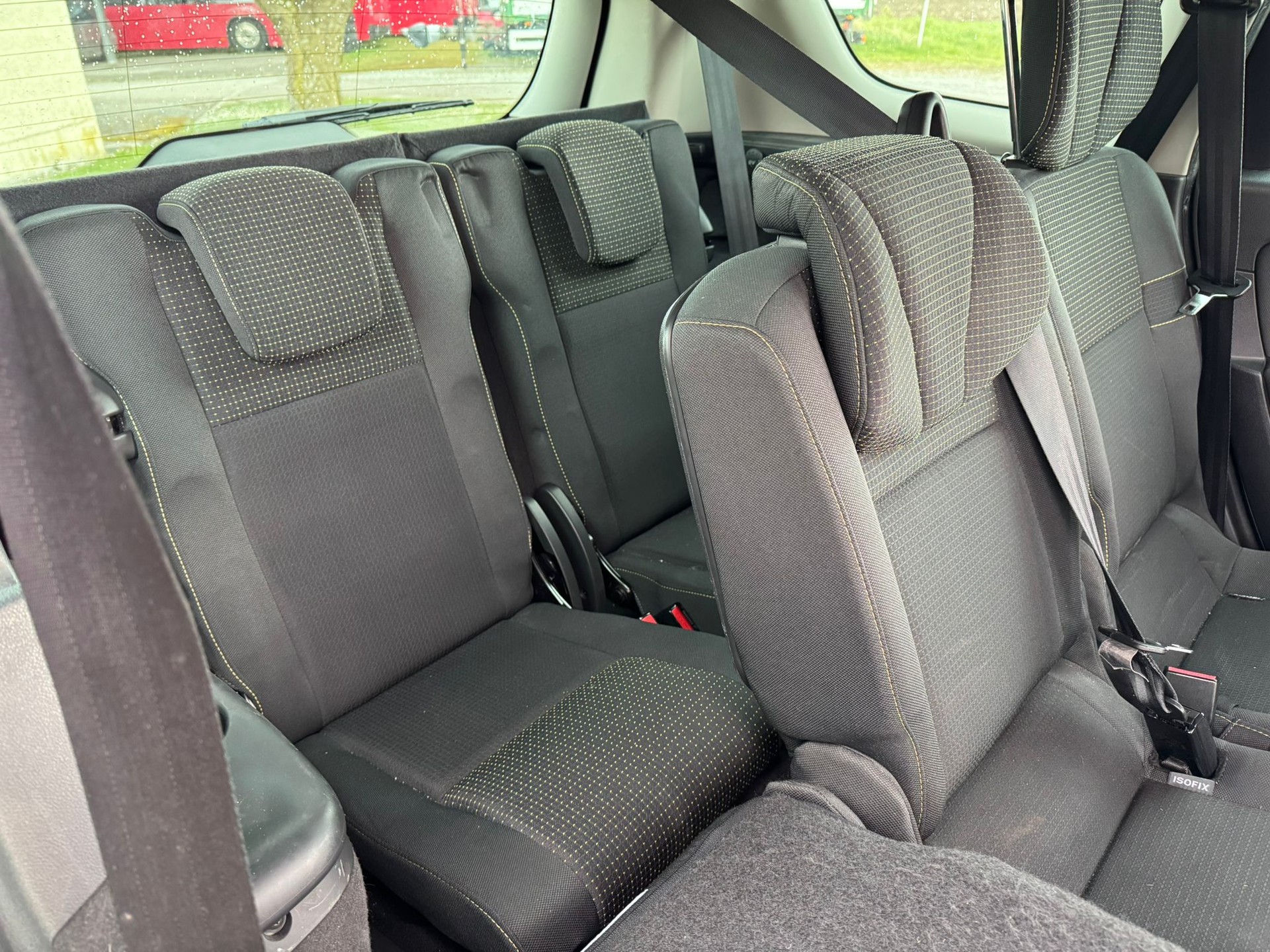RENAULT Grand Scénic 2.0 16V Dynamique X-Tronic CVT-image-14