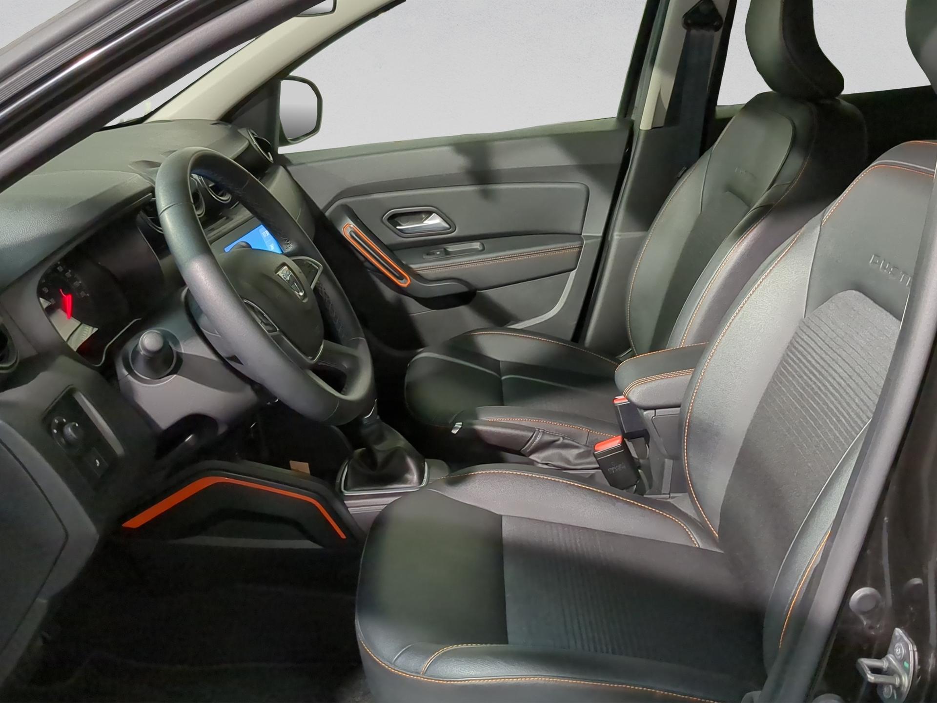 DACIA Duster TCe 150 Extreme EDC 4x2-image-8