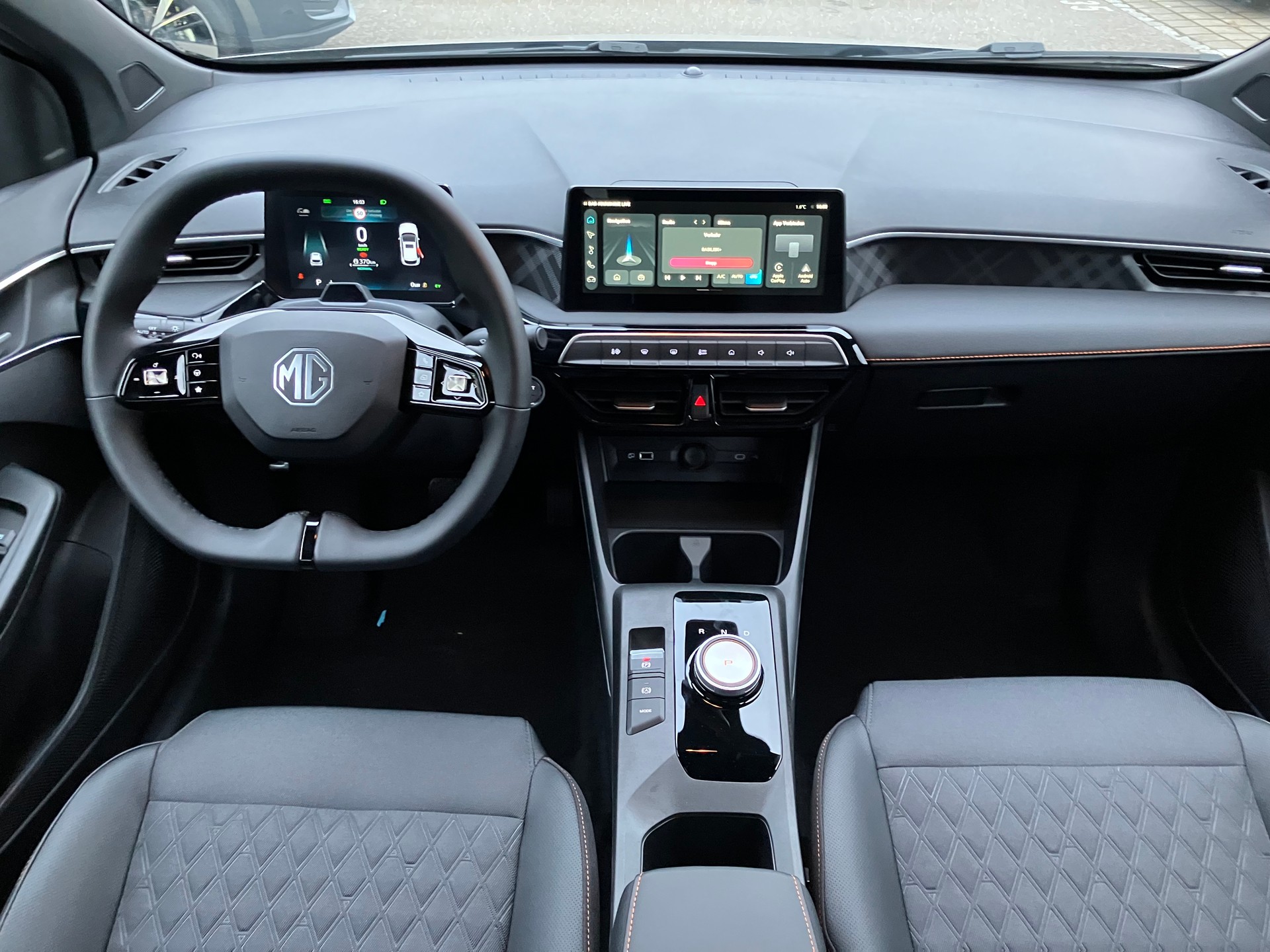 MG 3 1.5 Hybrid Luxury Aut.-image-8