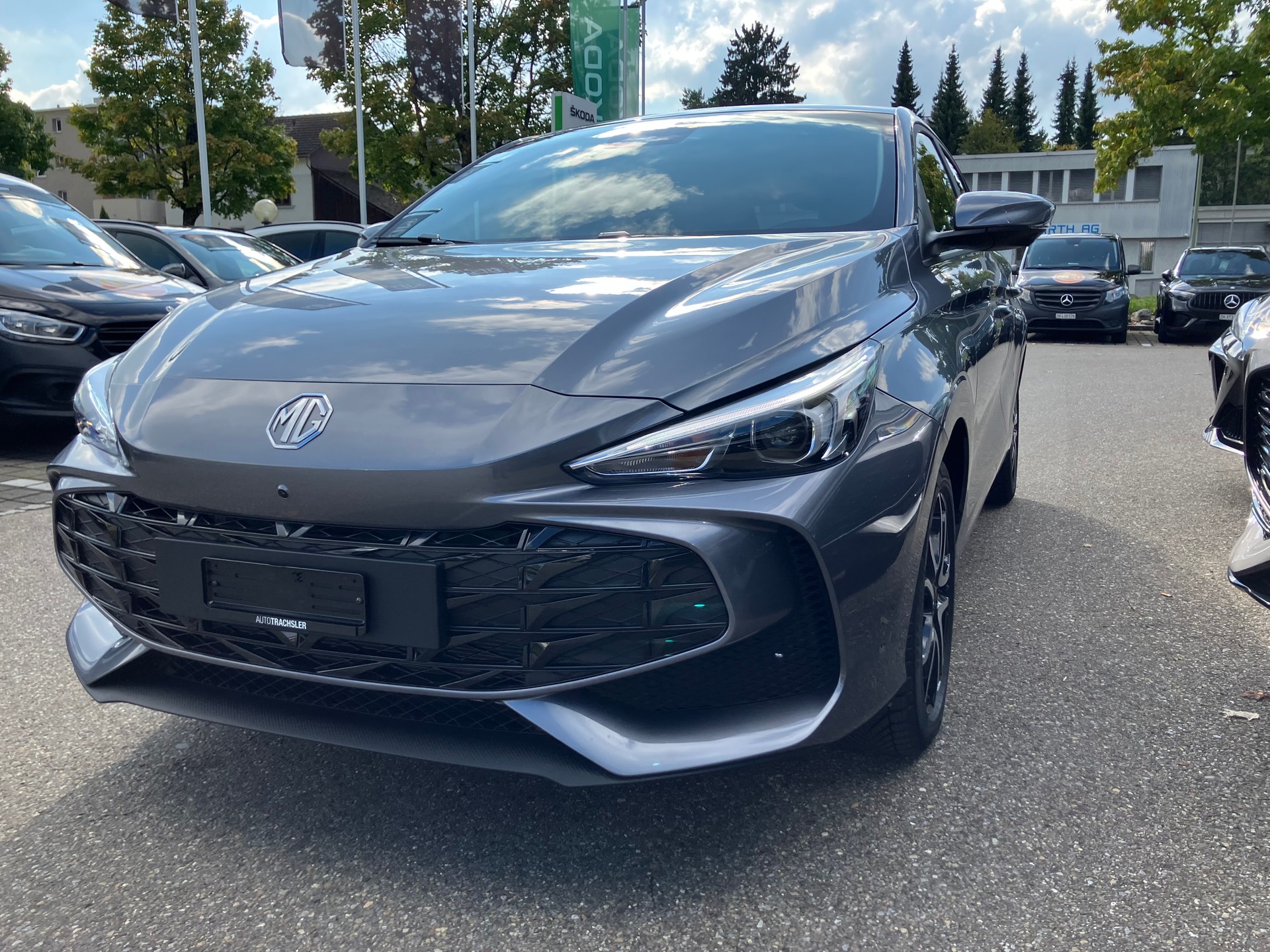 MG 3 1.5 Hybrid Luxury Aut.-image-2