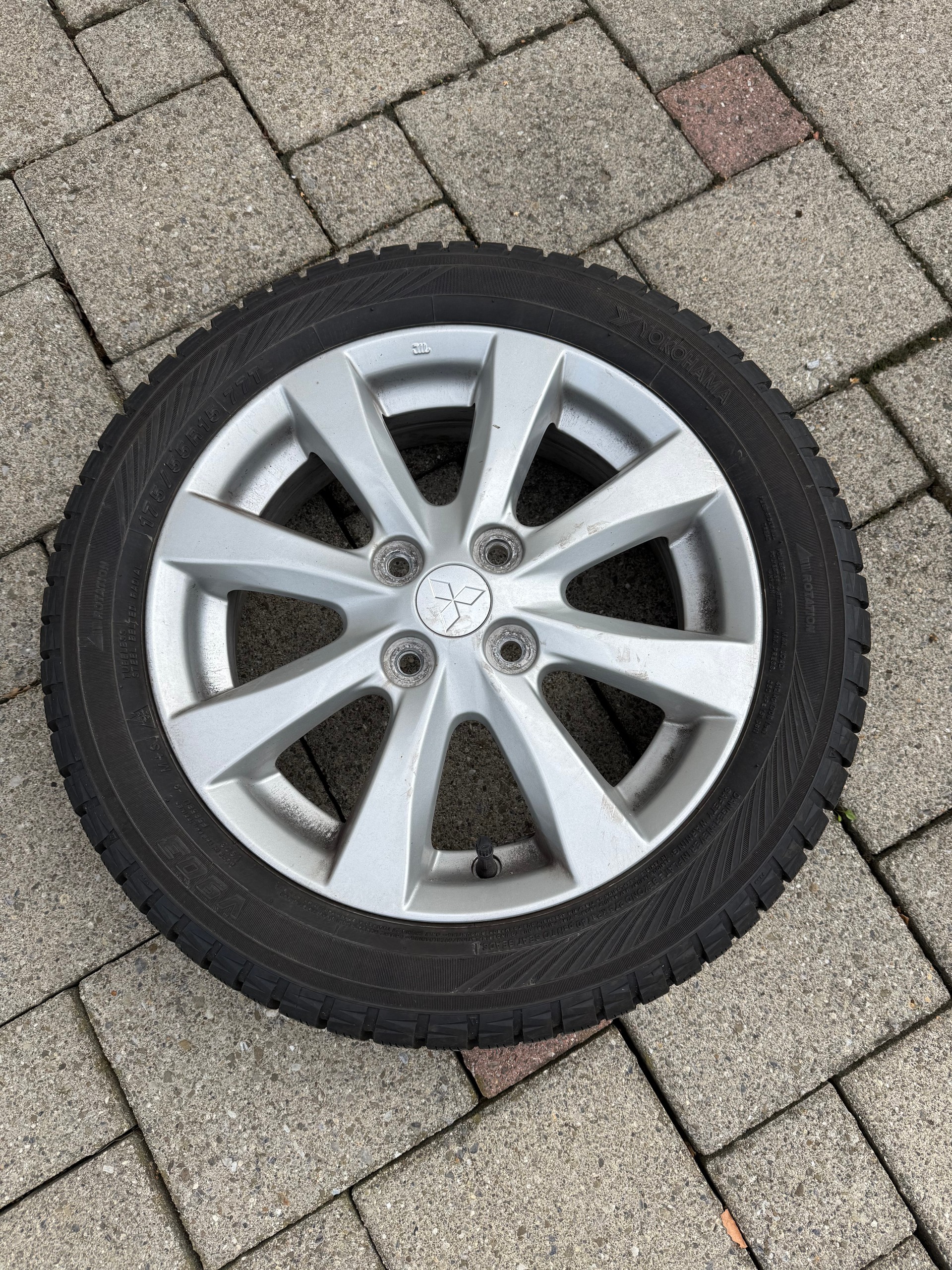 MITSUBISHI 1.0 MIVEC Entry-image-5