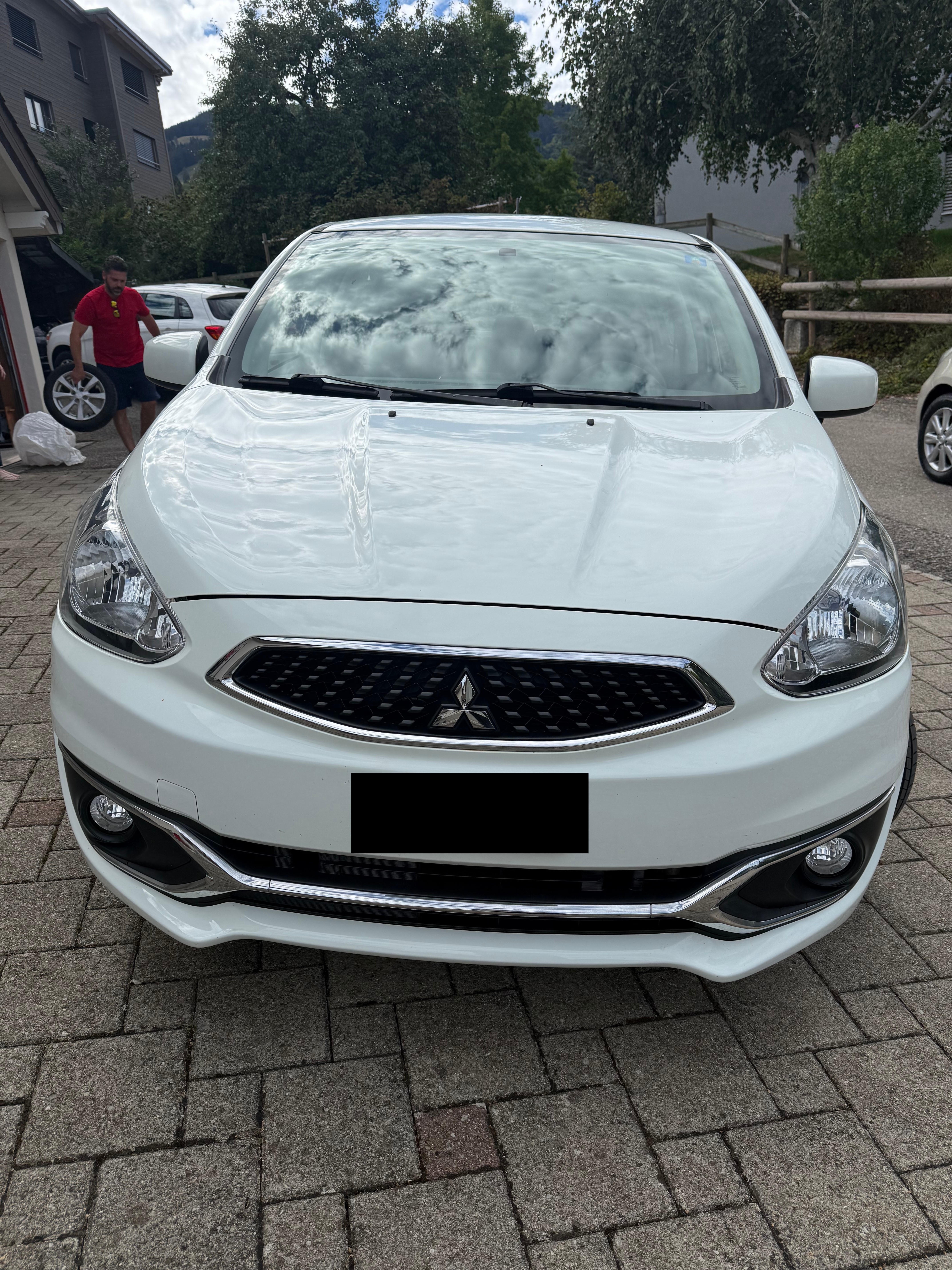 MITSUBISHI 1.0 MIVEC Entry — slika 1