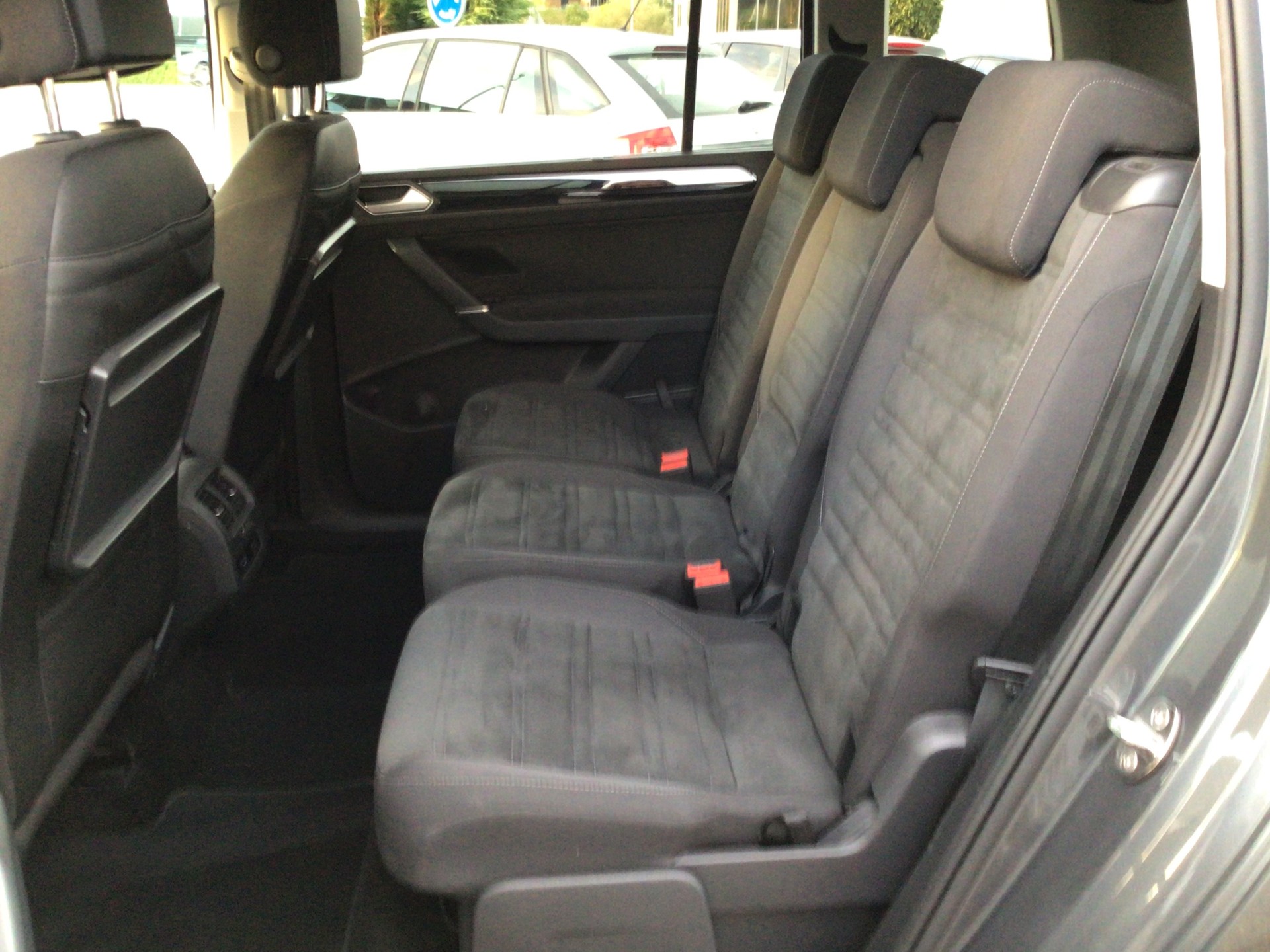 VW Touran 1.5 TSI EVO Highline DSG-image-6