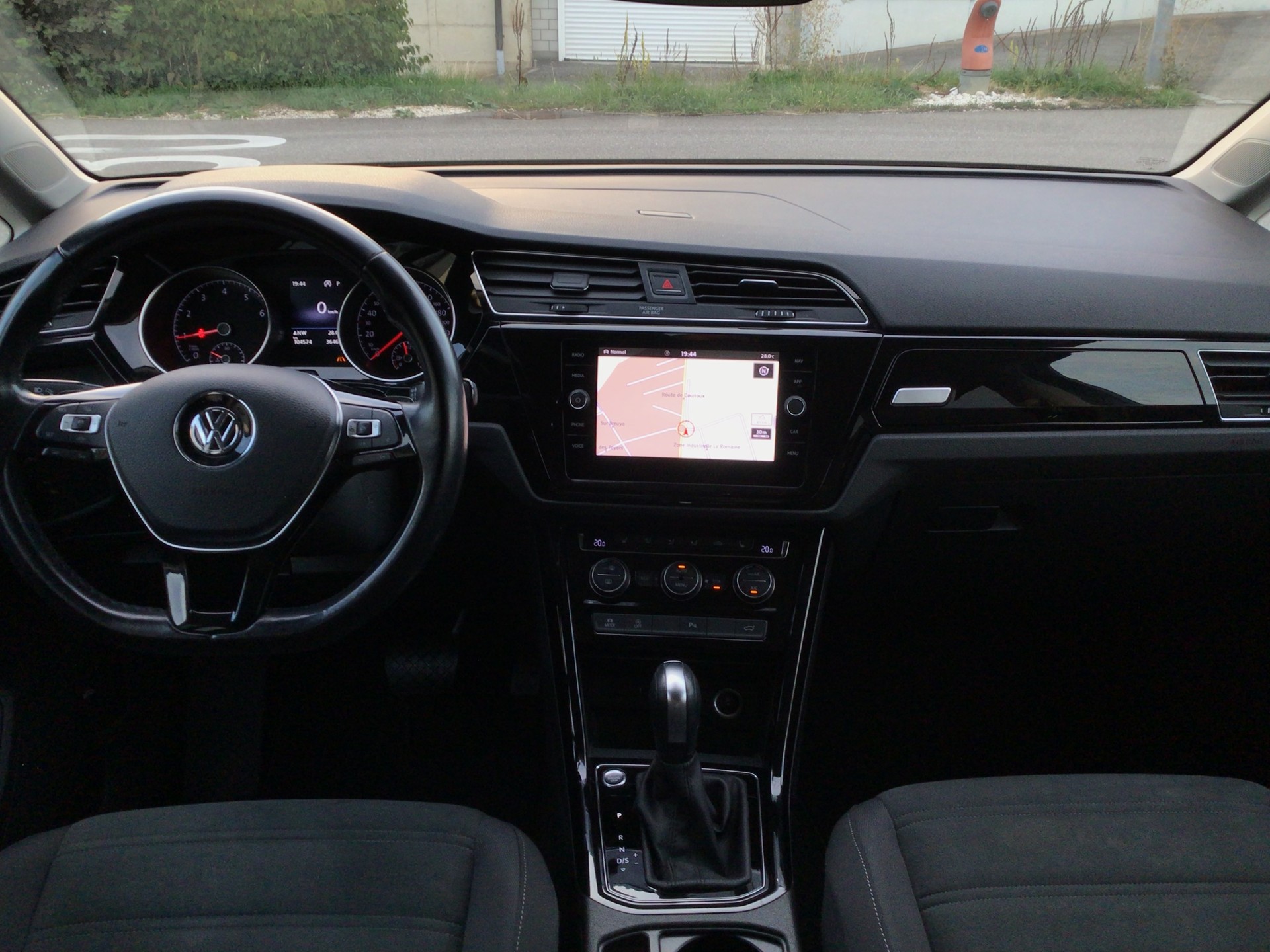 VW Touran 1.5 TSI EVO Highline DSG-image-8