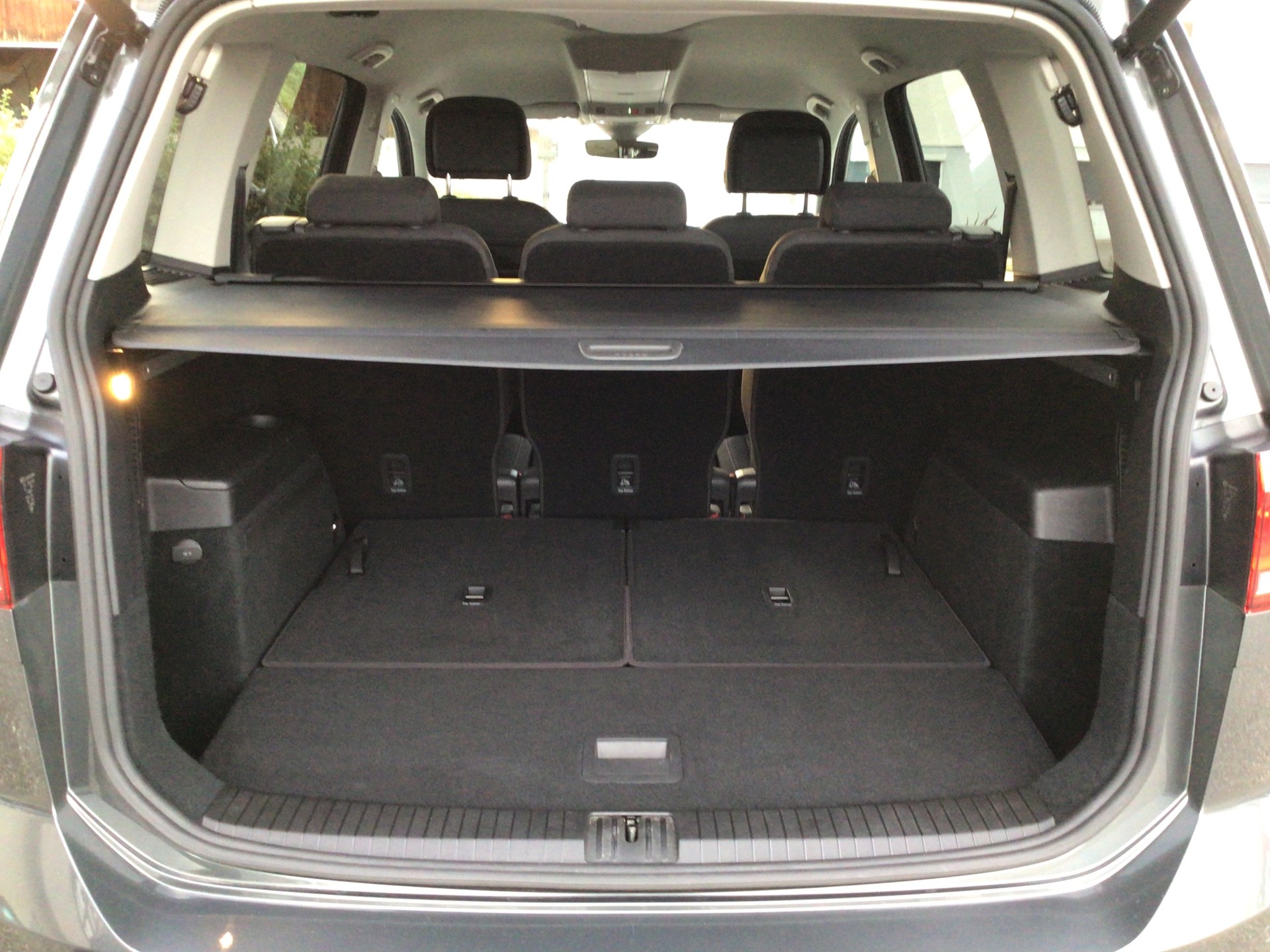 VW Touran 1.5 TSI EVO Highline DSG-image-11