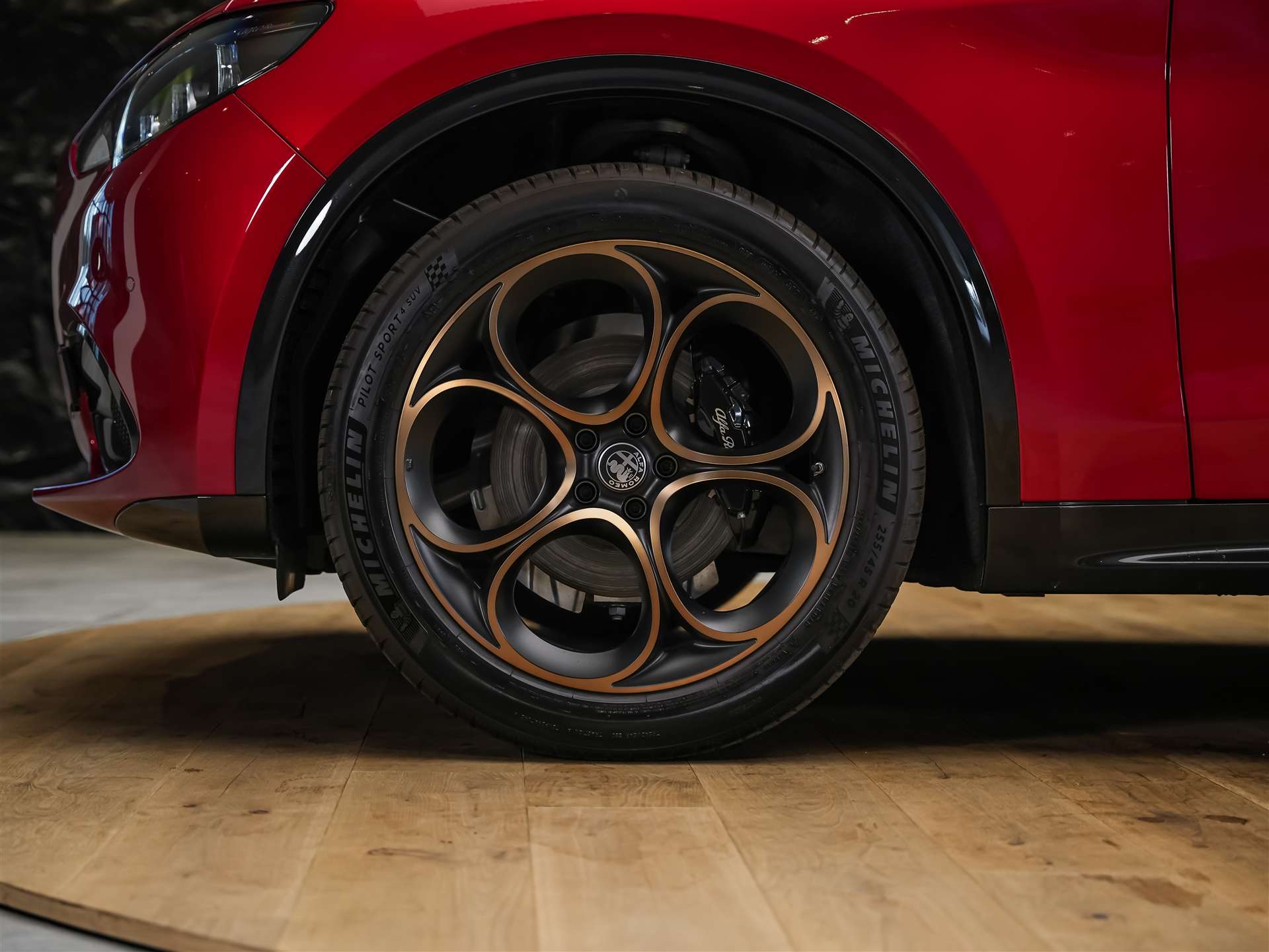 ALFA ROMEO Stelvio 2.0 Intensa Q4 AT8 *SOFORT Verfügbar*Werksgarantie*Panorama*Harman/Kardon*-image-18