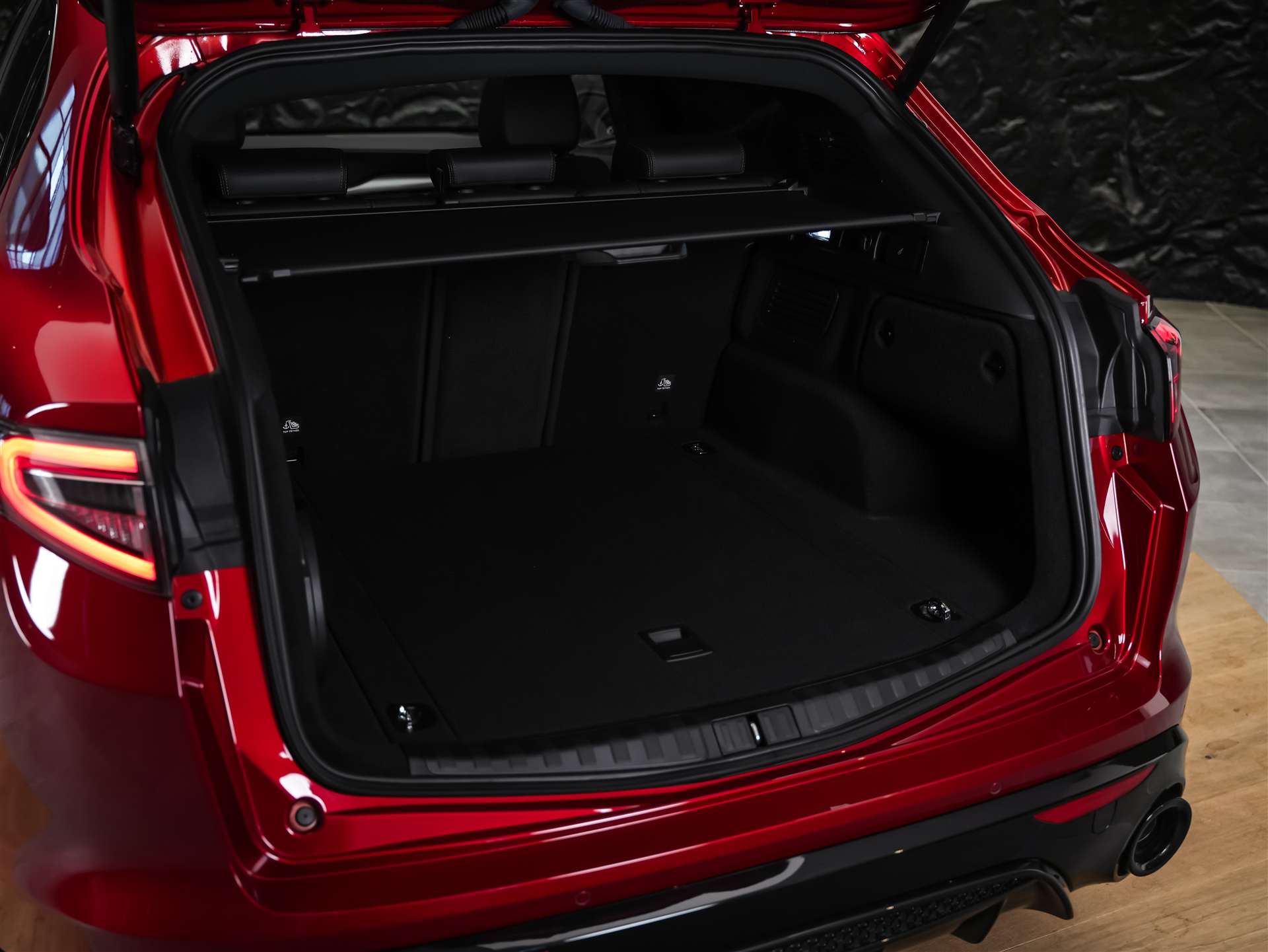 ALFA ROMEO Stelvio 2.0 Intensa Q4 AT8 *SOFORT Verfügbar*Werksgarantie*Panorama*Harman/Kardon*-image-44
