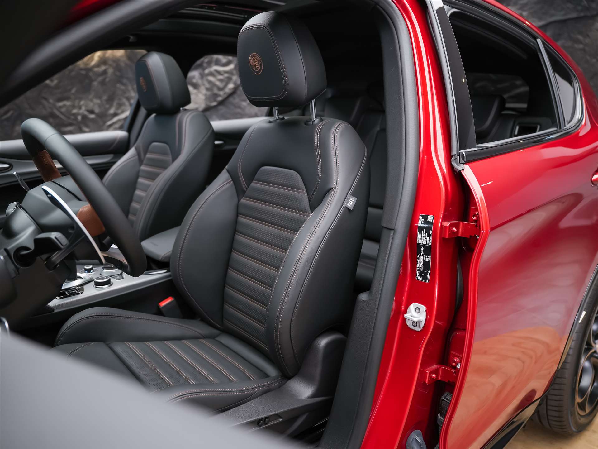 ALFA ROMEO Stelvio 2.0 Intensa Q4 AT8 *SOFORT Verfügbar*Werksgarantie*Panorama*Harman/Kardon*-image-8