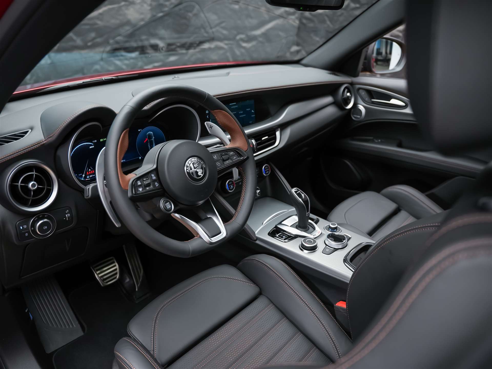 ALFA ROMEO Stelvio 2.0 Intensa Q4 AT8 *SOFORT Verfügbar*Werksgarantie*Panorama*Harman/Kardon*-image-7