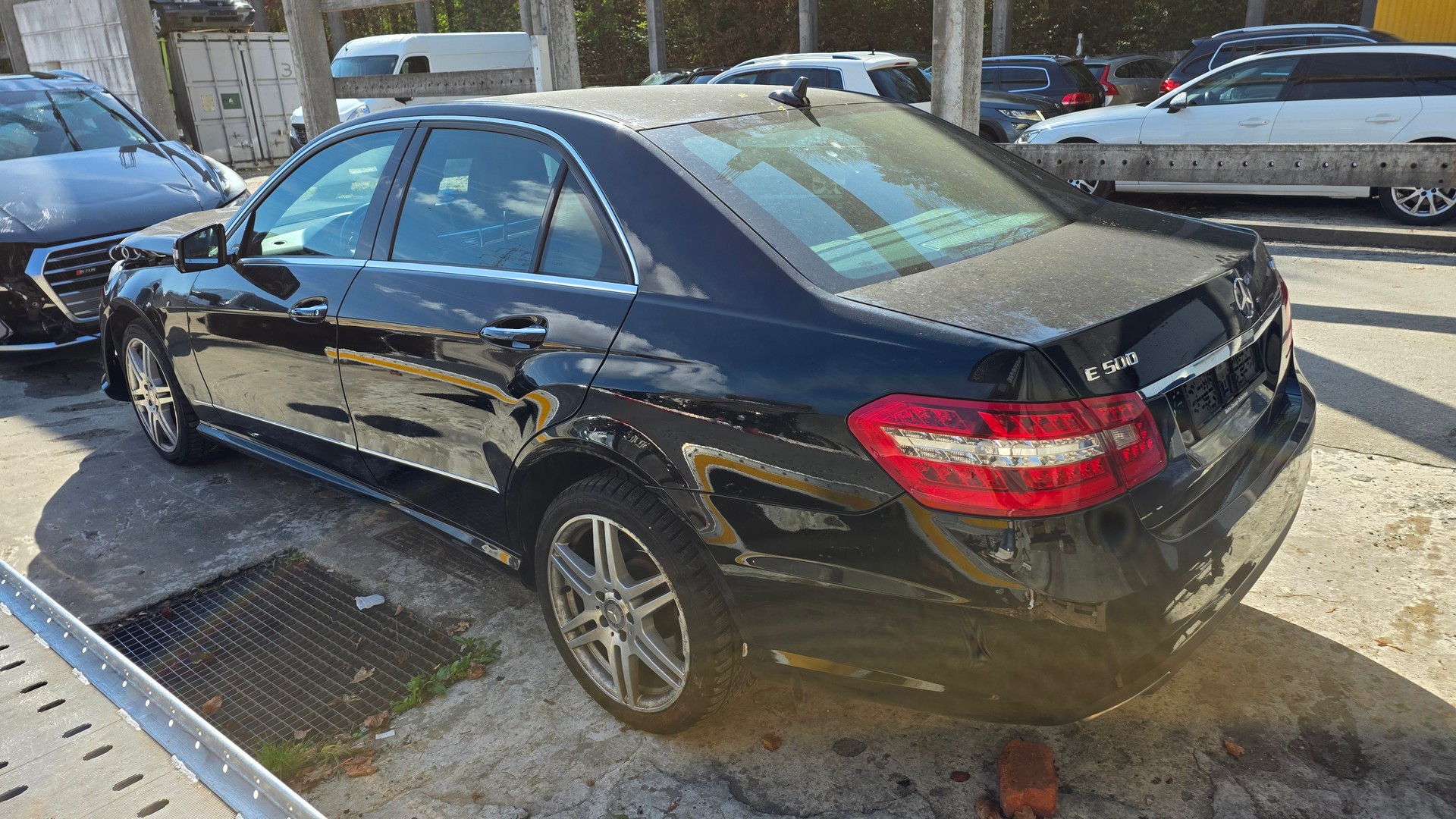 MERCEDES-BENZ E 500 V8 BlueEF Avantg. 4matic-image-5