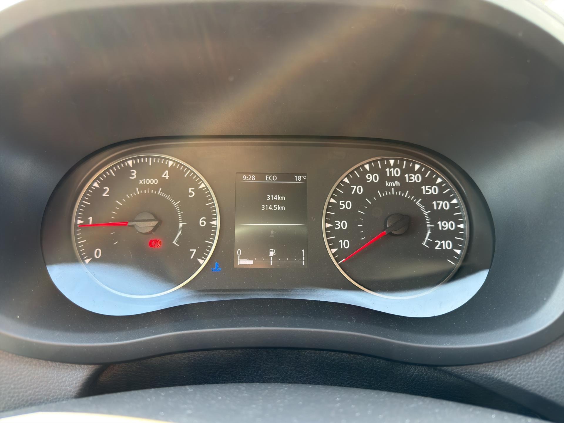 RENAULT Master T35 2.3 Blue dCi 135 L3H2-image-10