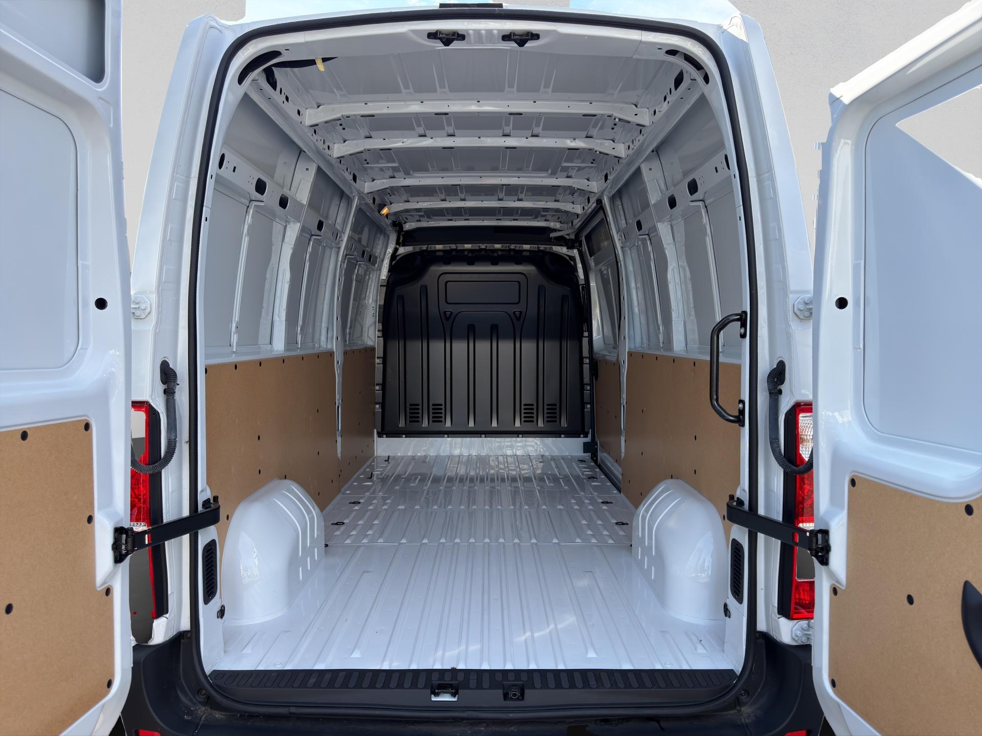 RENAULT Master T35 2.3 Blue dCi 135 L3H2-image-15