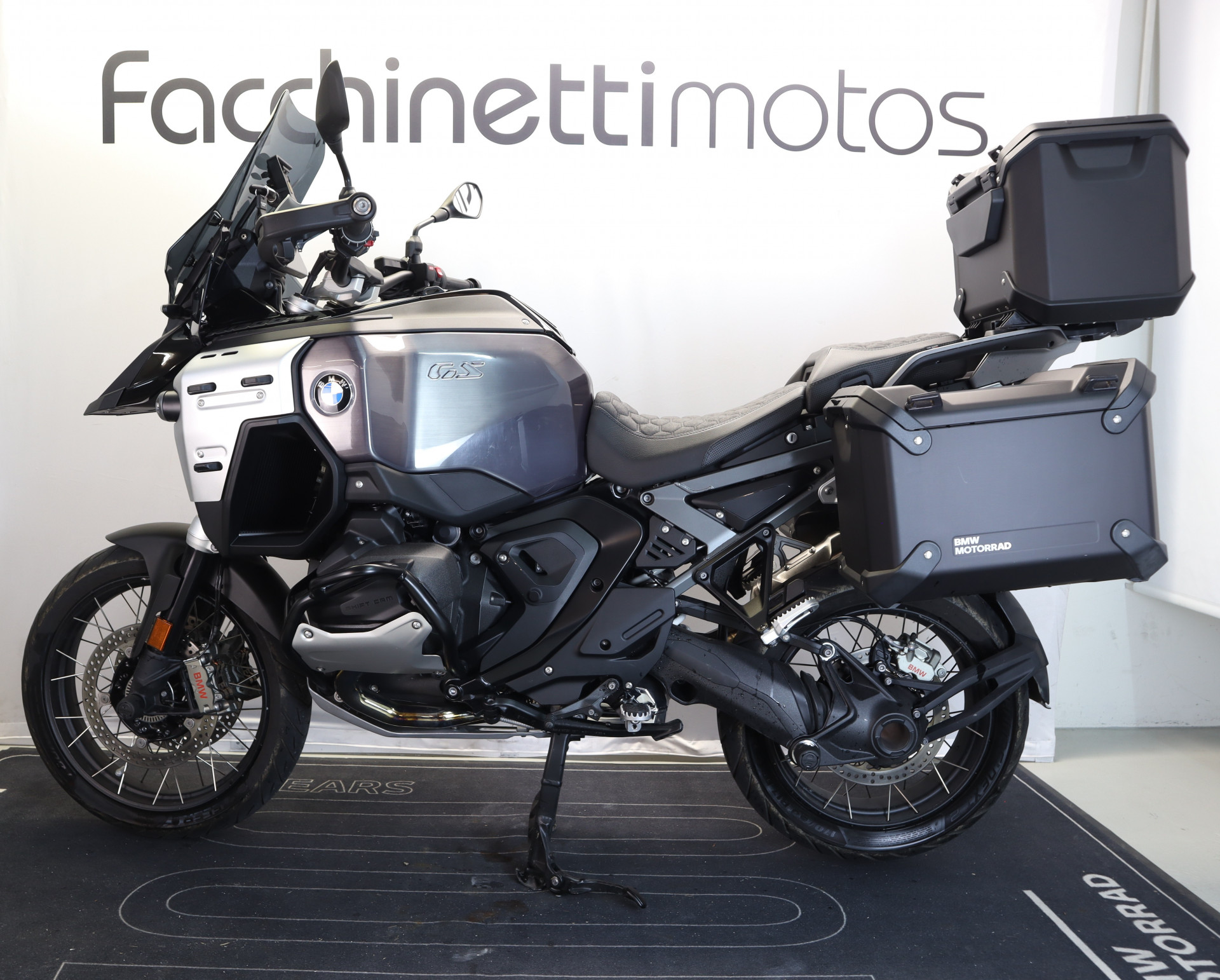 BMW R 1300 GS Adventure ASA ** Garantie Constructeur jusqu'en 04.2030 **-showroom-element-1
