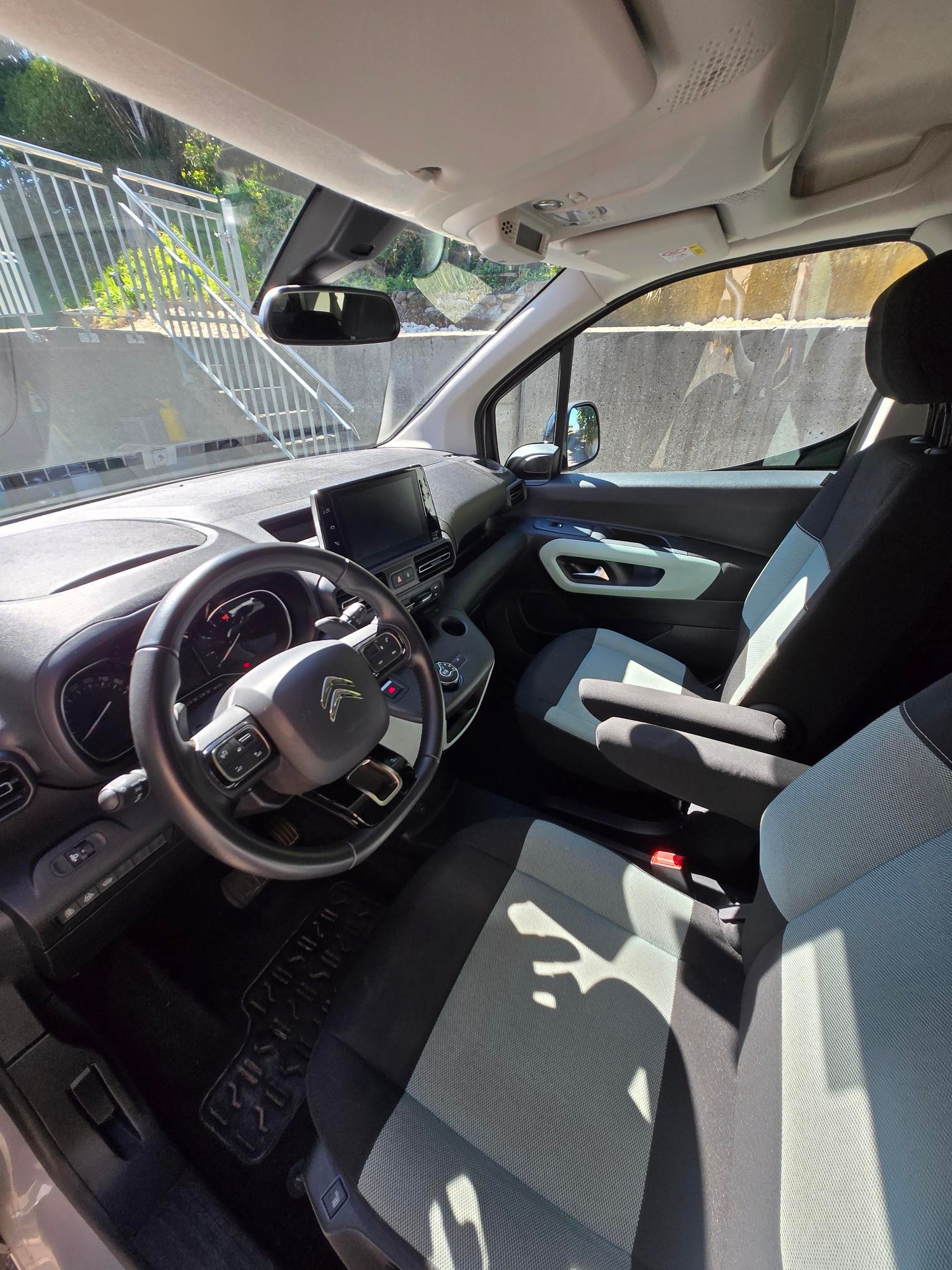 CITROEN 1.2 PureTech 130 Feel Pack-image-3