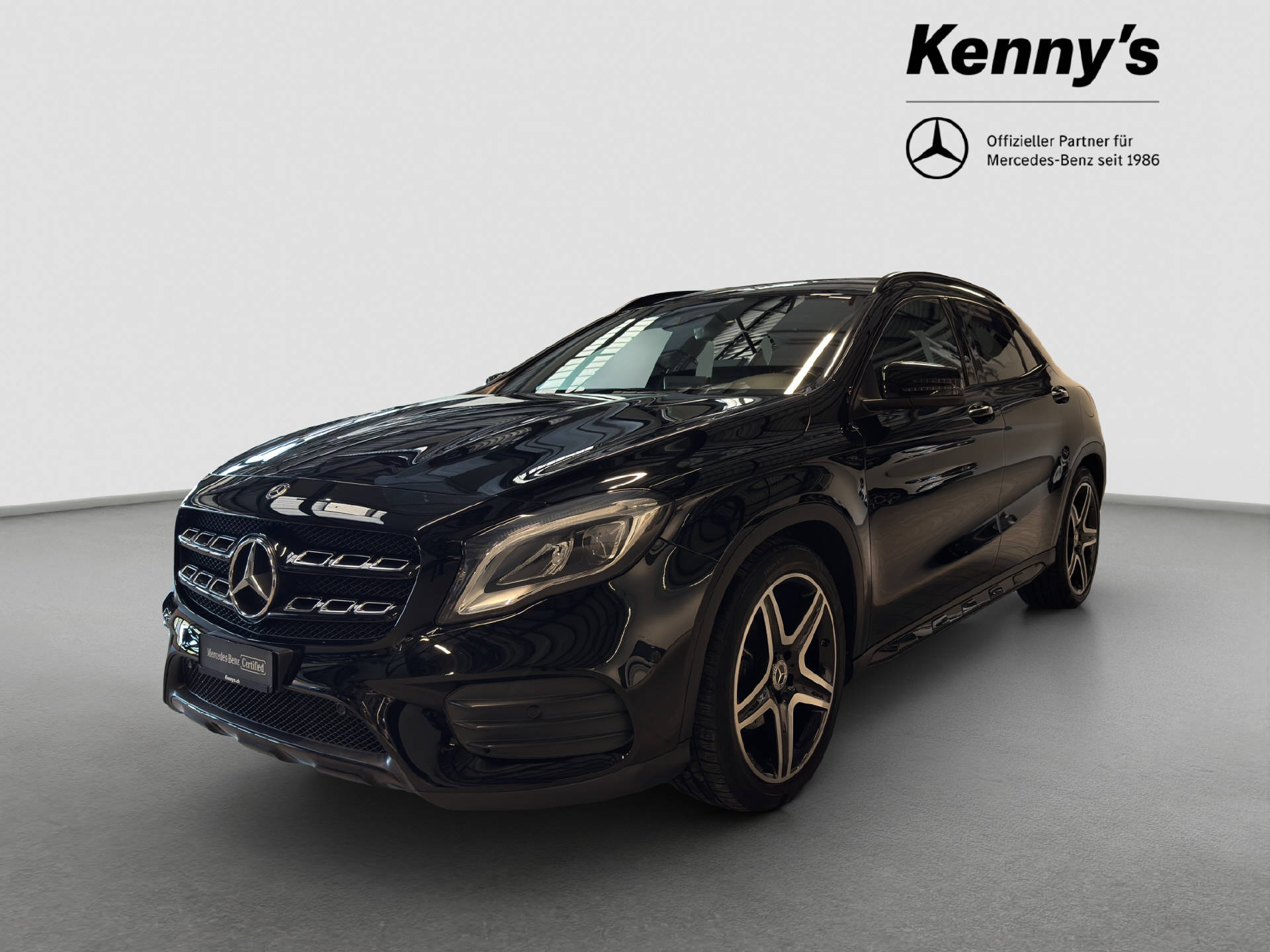 MERCEDES-BENZ GLA 200 Night Star AMG Line-image-0