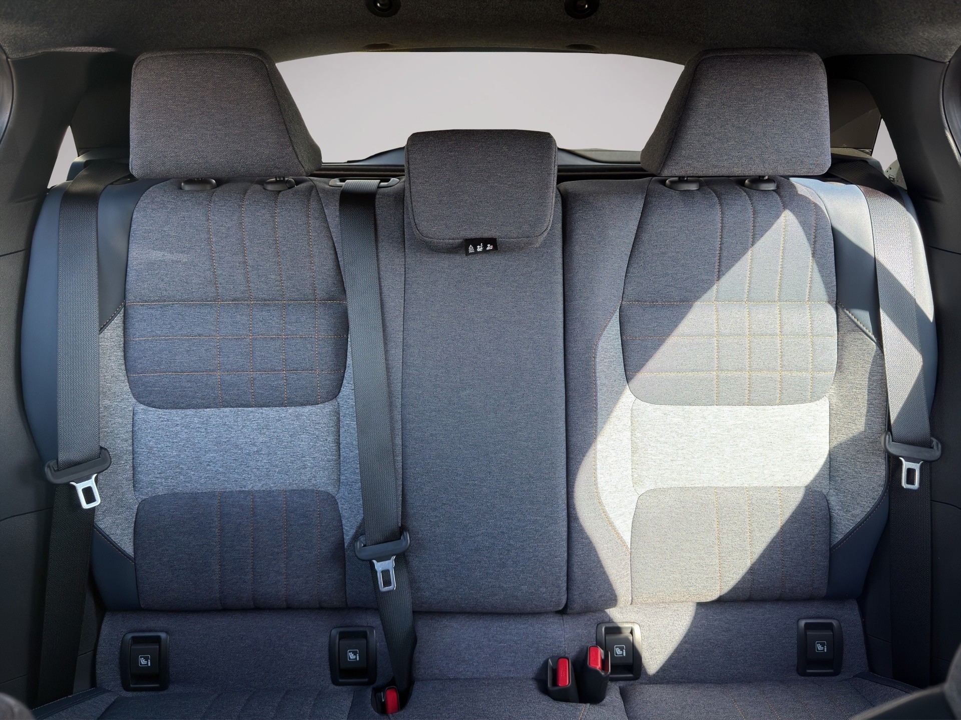 RENAULT R4 E-Tech Comfort Range 52 kWh Techno-image-11