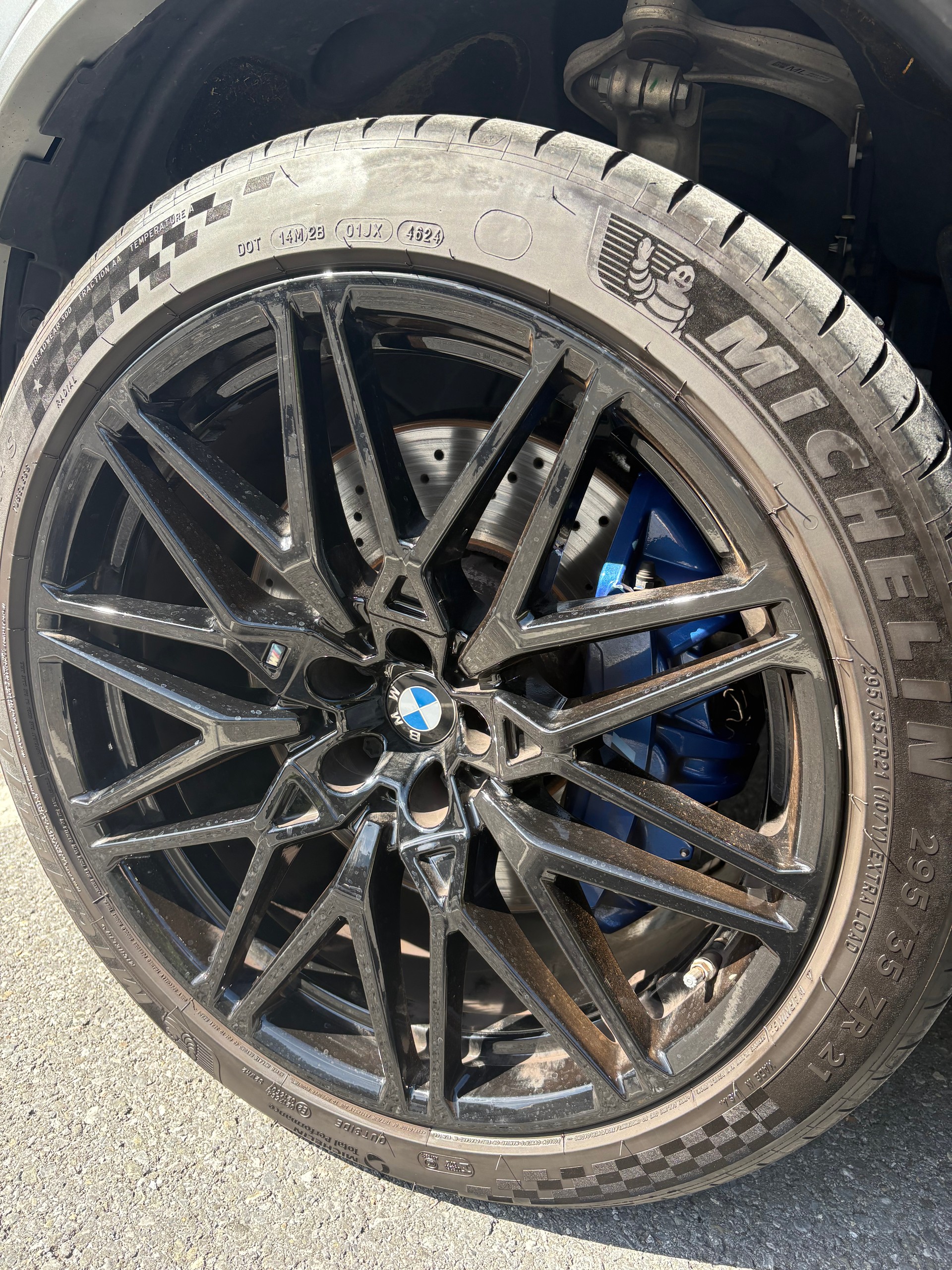 BMW M Competition-image-18