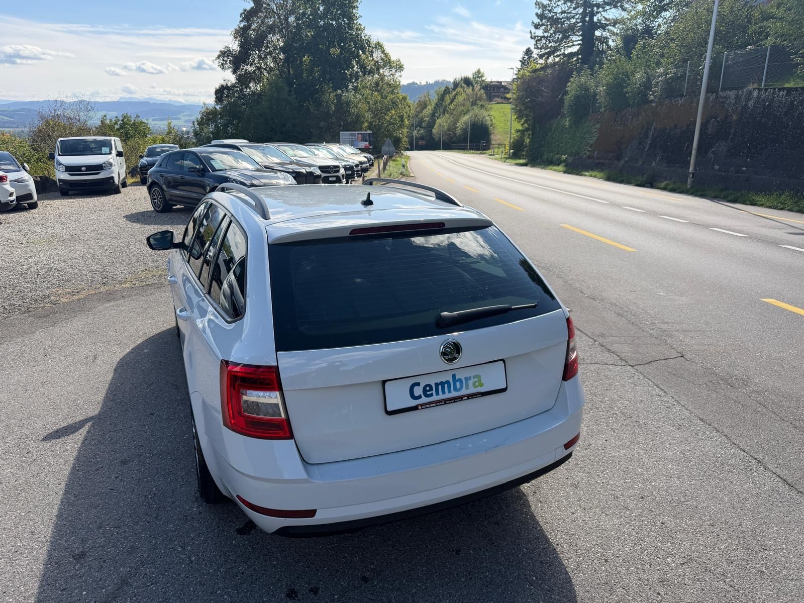 SKODA Octavia Combi 2.0 TDI Ambition 4x4 DSG-image-3