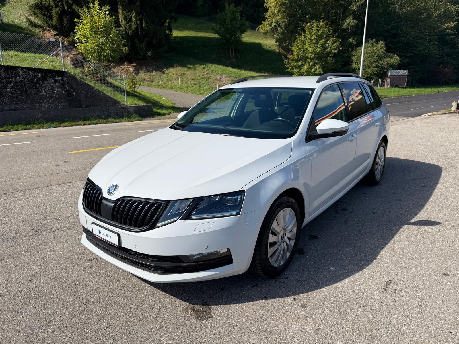 SKODA Octavia Combi 2.0 TDI Ambition 4x4 DSG-image-0