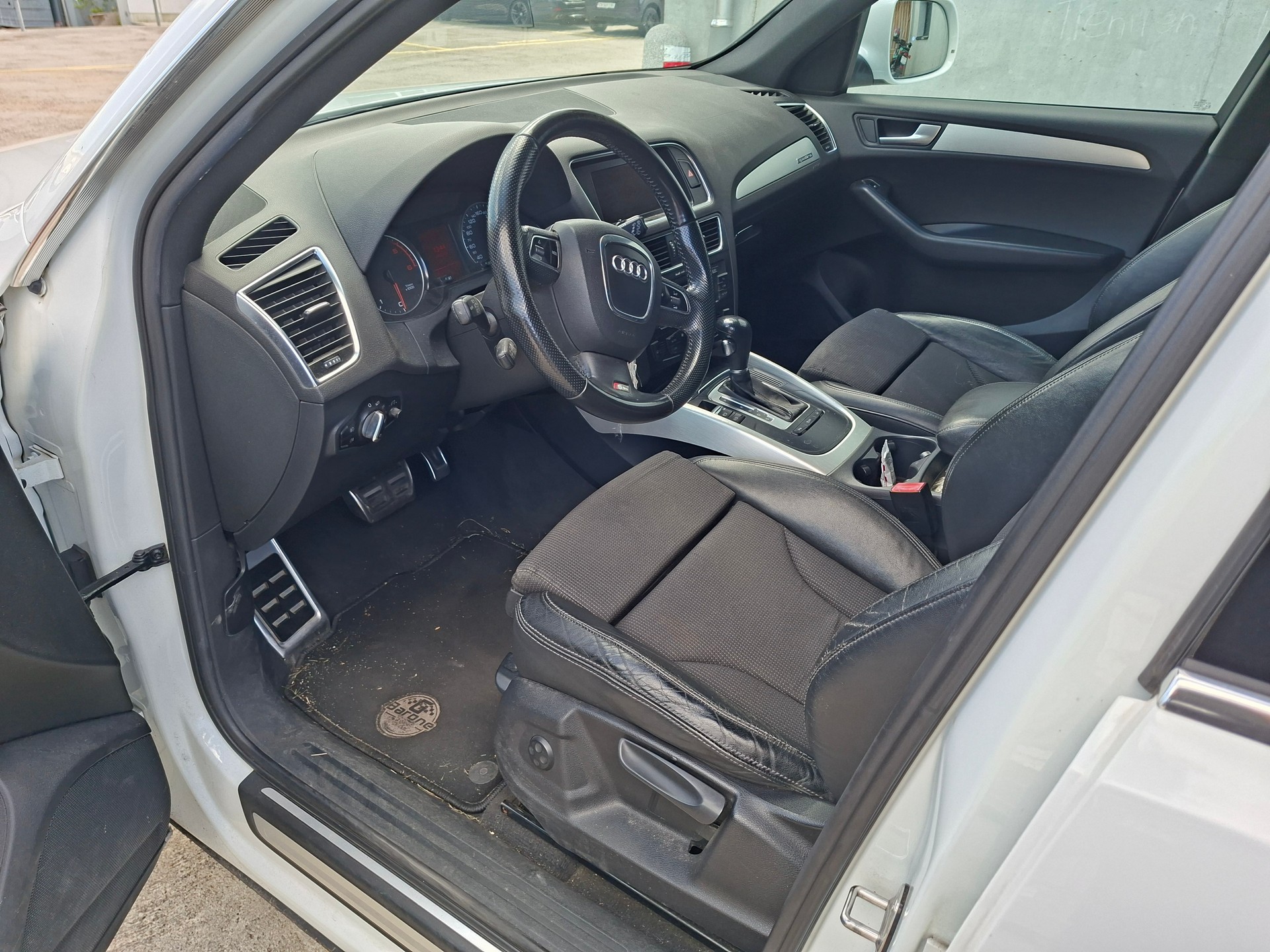 AUDI S-Line-image-5