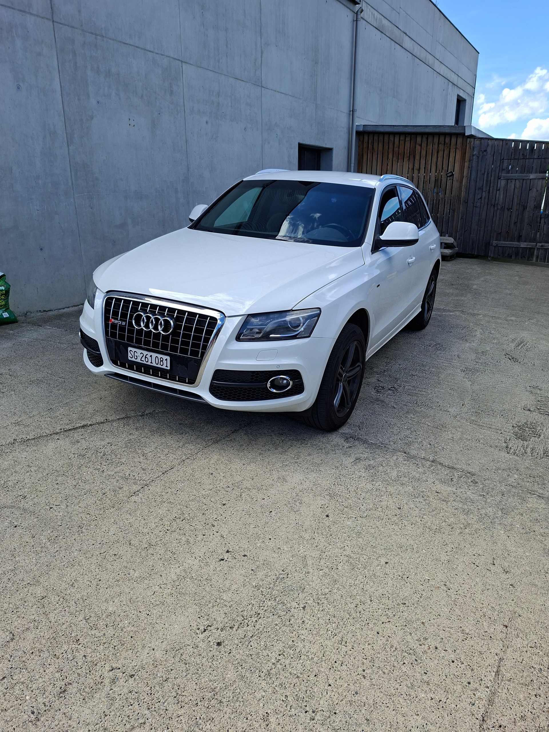 AUDI S-Line-image-0