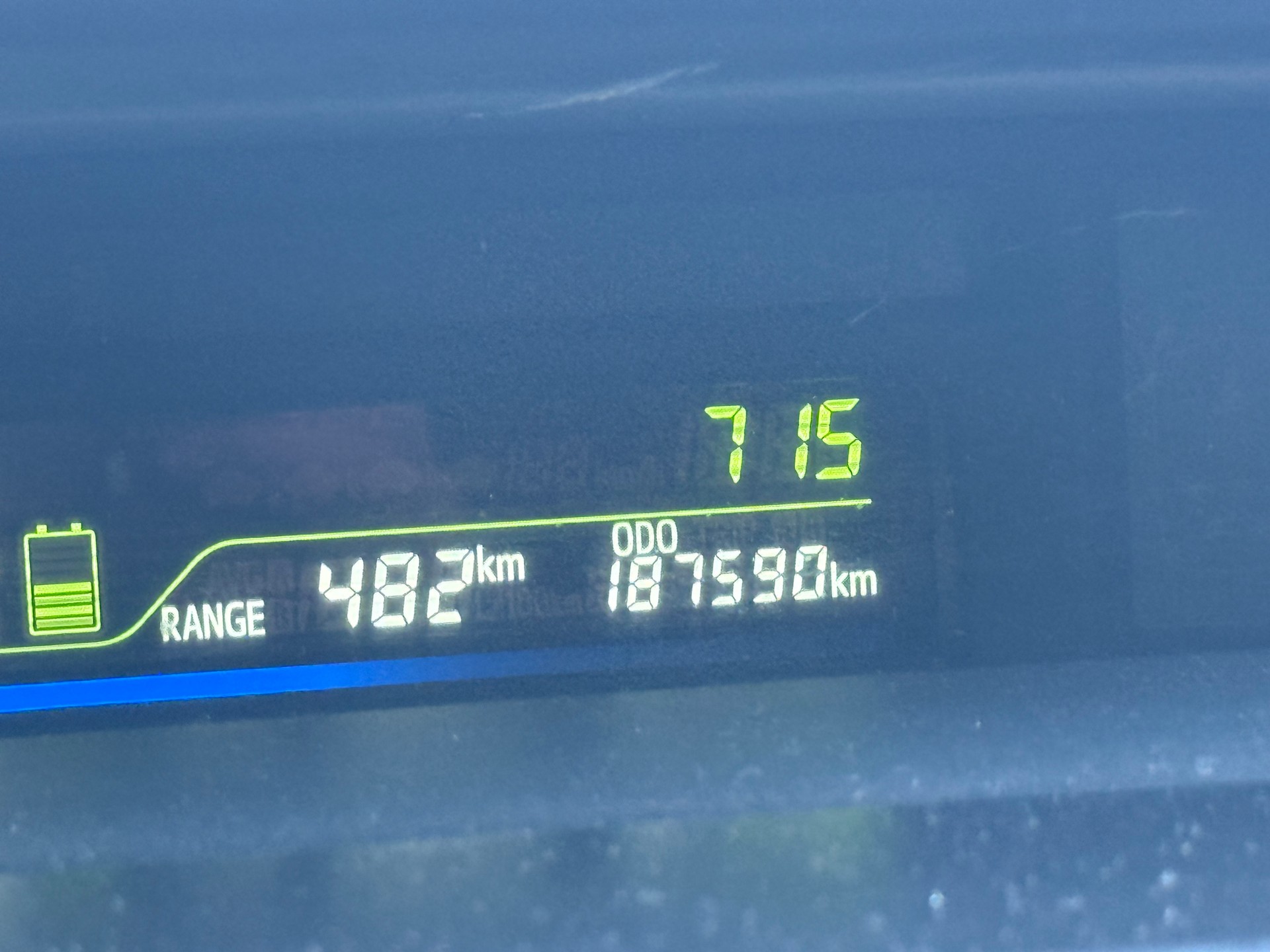 TOYOTA Prius+ 1.8 VVT-i HSD Sol-image-10