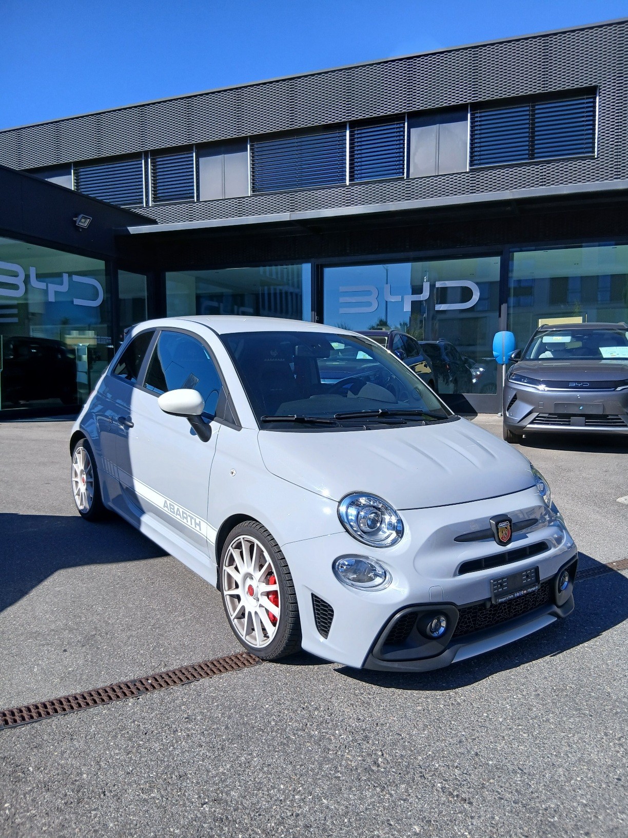 FIAT 595 1.4 16V Turbo Abarth Esseesse Dualogic-image-1