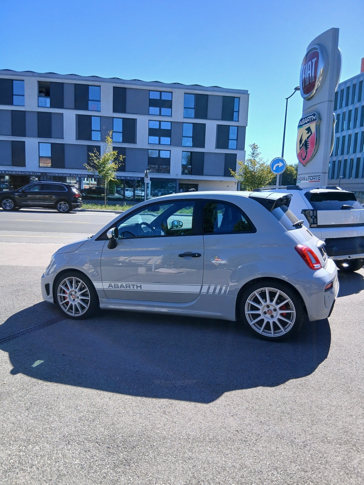 FIAT 595 1.4 16V Turbo Abarth Esseesse Dualogic-image-4
