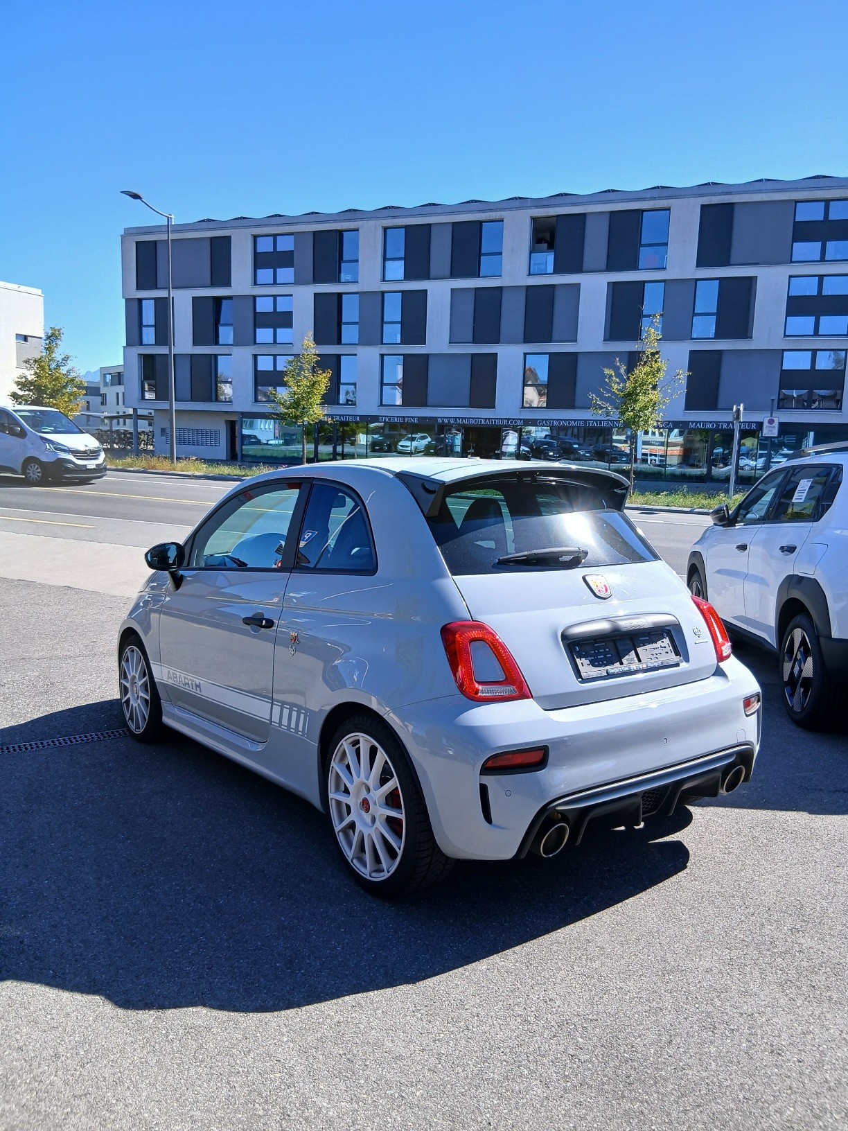 FIAT 595 1.4 16V Turbo Abarth Esseesse Dualogic-image-3
