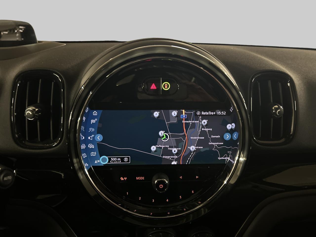 MINI Countryman Cooper SE ALL4-image-23