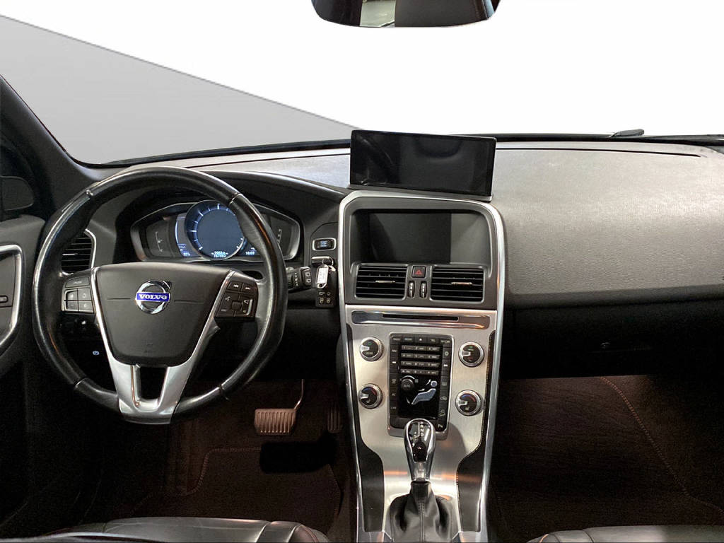 VOLVO XC60 2.4 D5 Ocean Race AWD-image-10