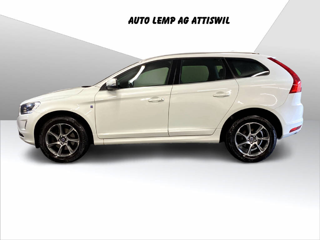 VOLVO XC60 2.4 D5 Ocean Race AWD-image-2