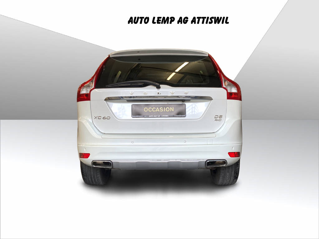 VOLVO XC60 2.4 D5 Ocean Race AWD-image-4
