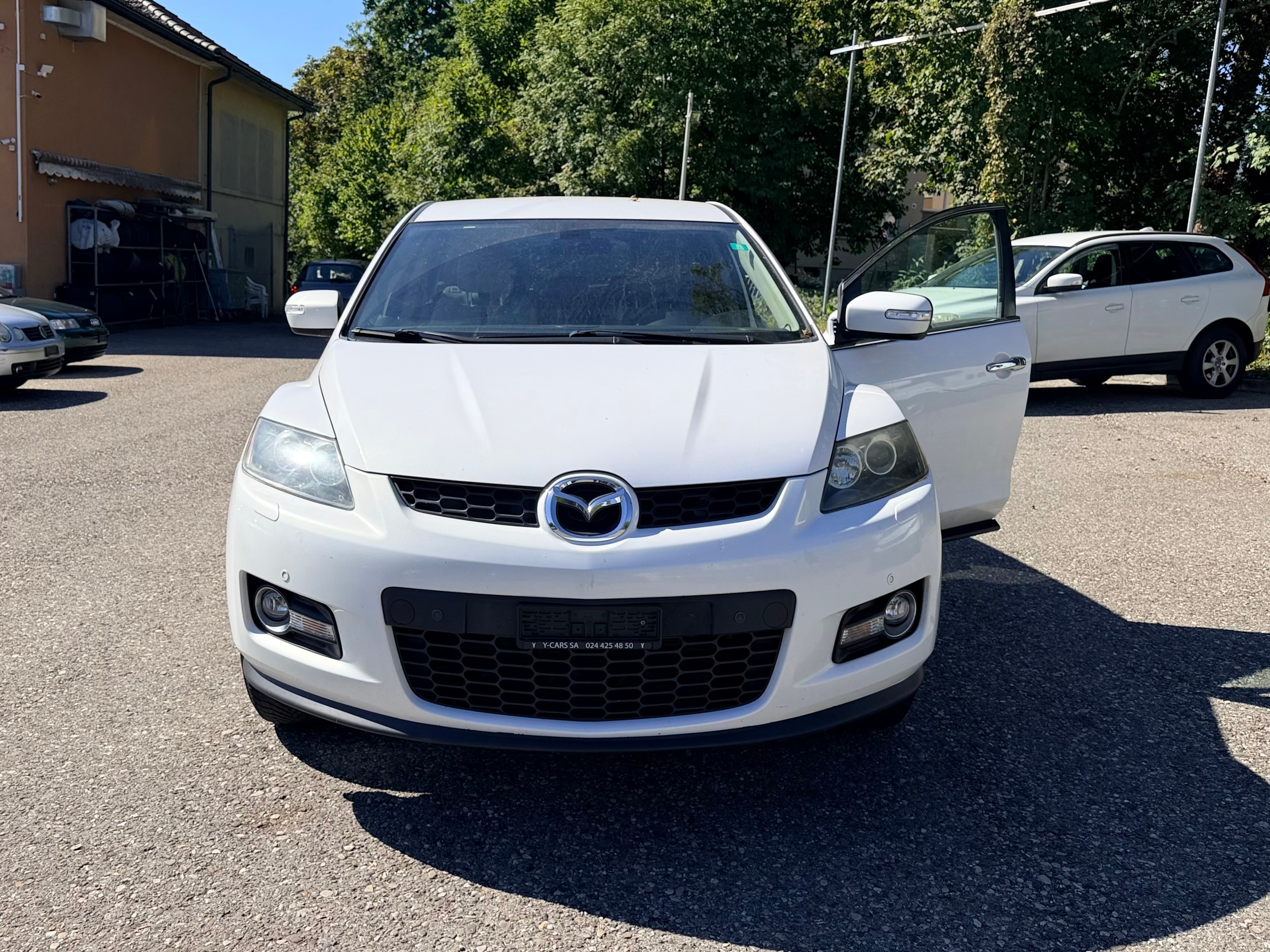 Car photo