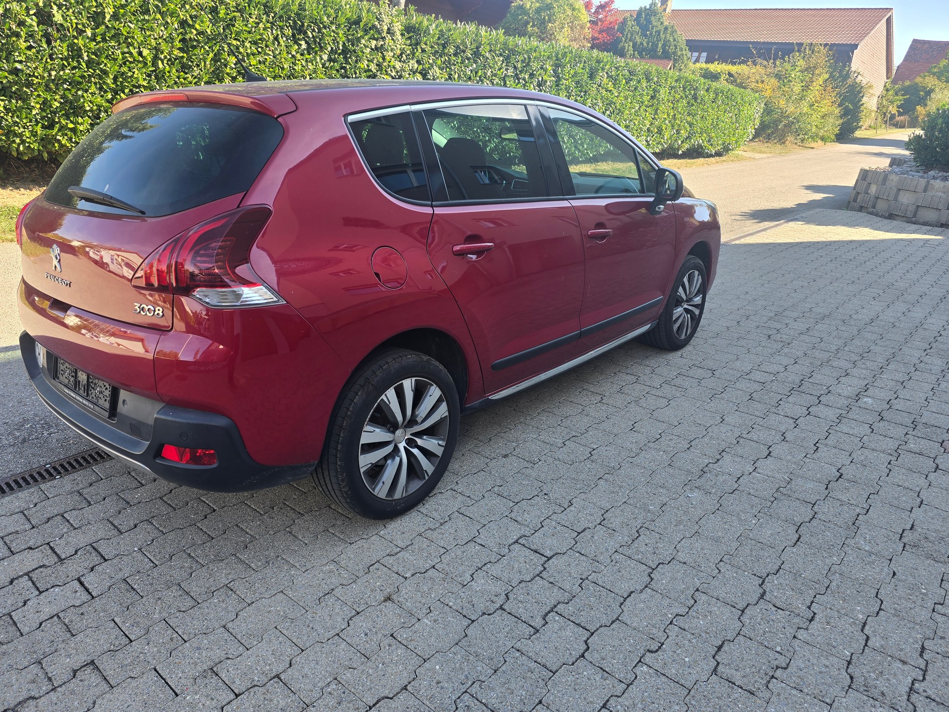 PEUGEOT 3008 1.6 16V T Allure Tiptronic-image-4