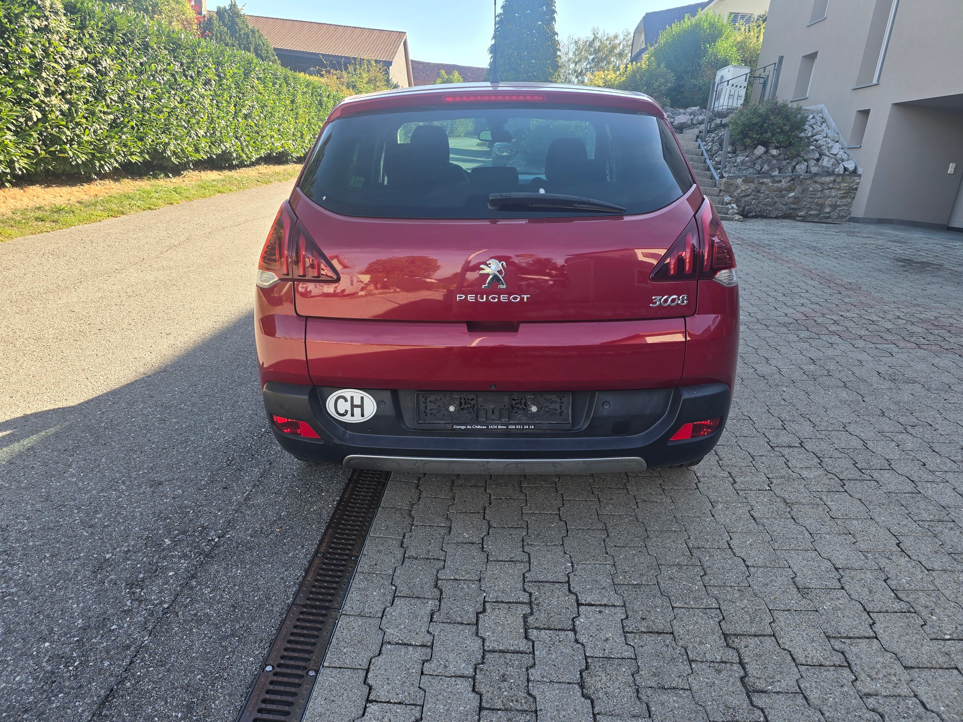 PEUGEOT 3008 1.6 16V T Allure Tiptronic-image-3