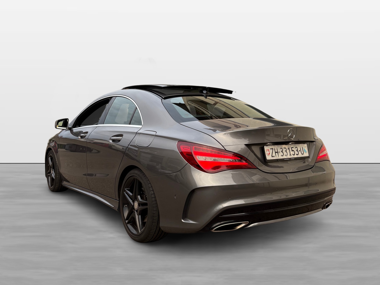 MERCEDES-BENZ CLA 250 AMG Line 7G-DCT 4Matic-image-3