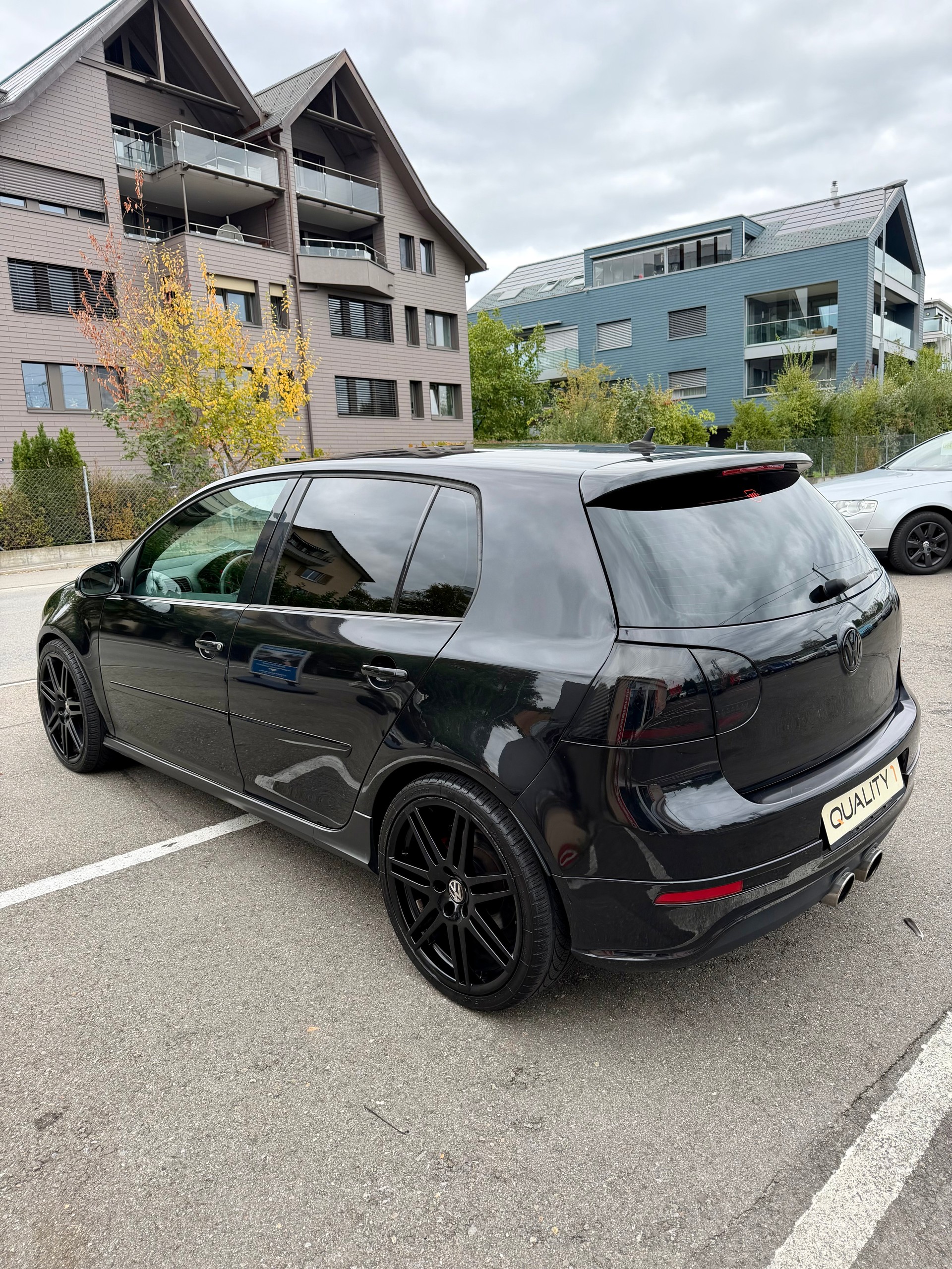 VW Golf 2.0 TFSI GTI-image-2