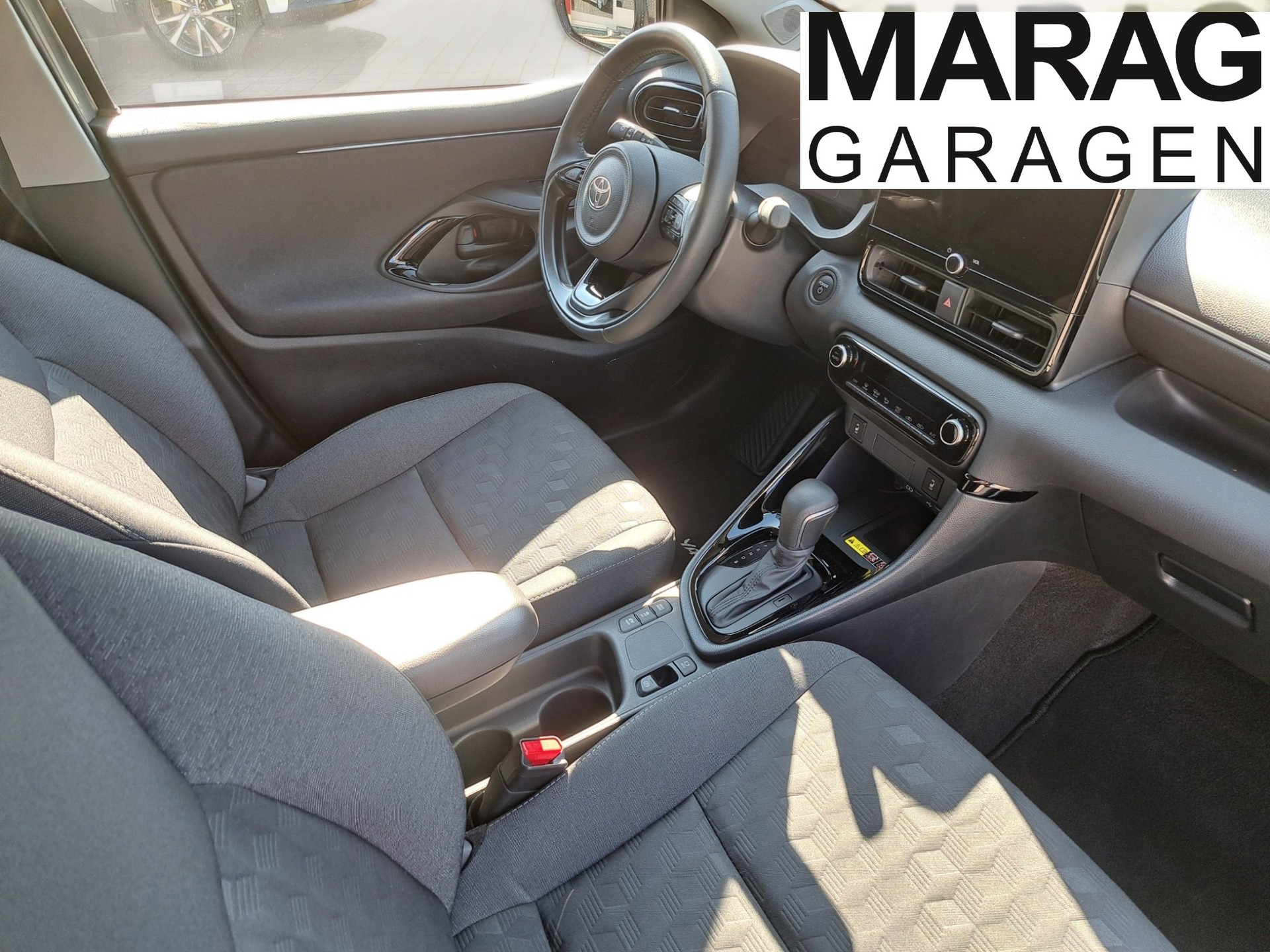 TOYOTA Yaris 1.5 Trend e-CVT-image-4