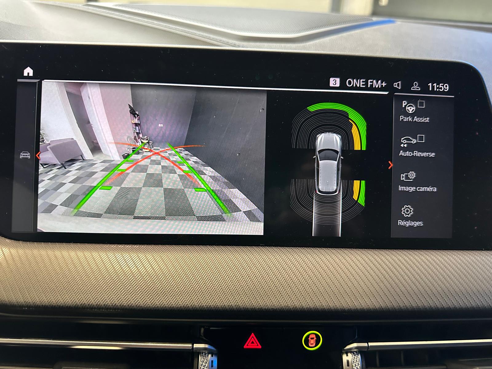 BMW M135i xDrive Steptronic-image-22