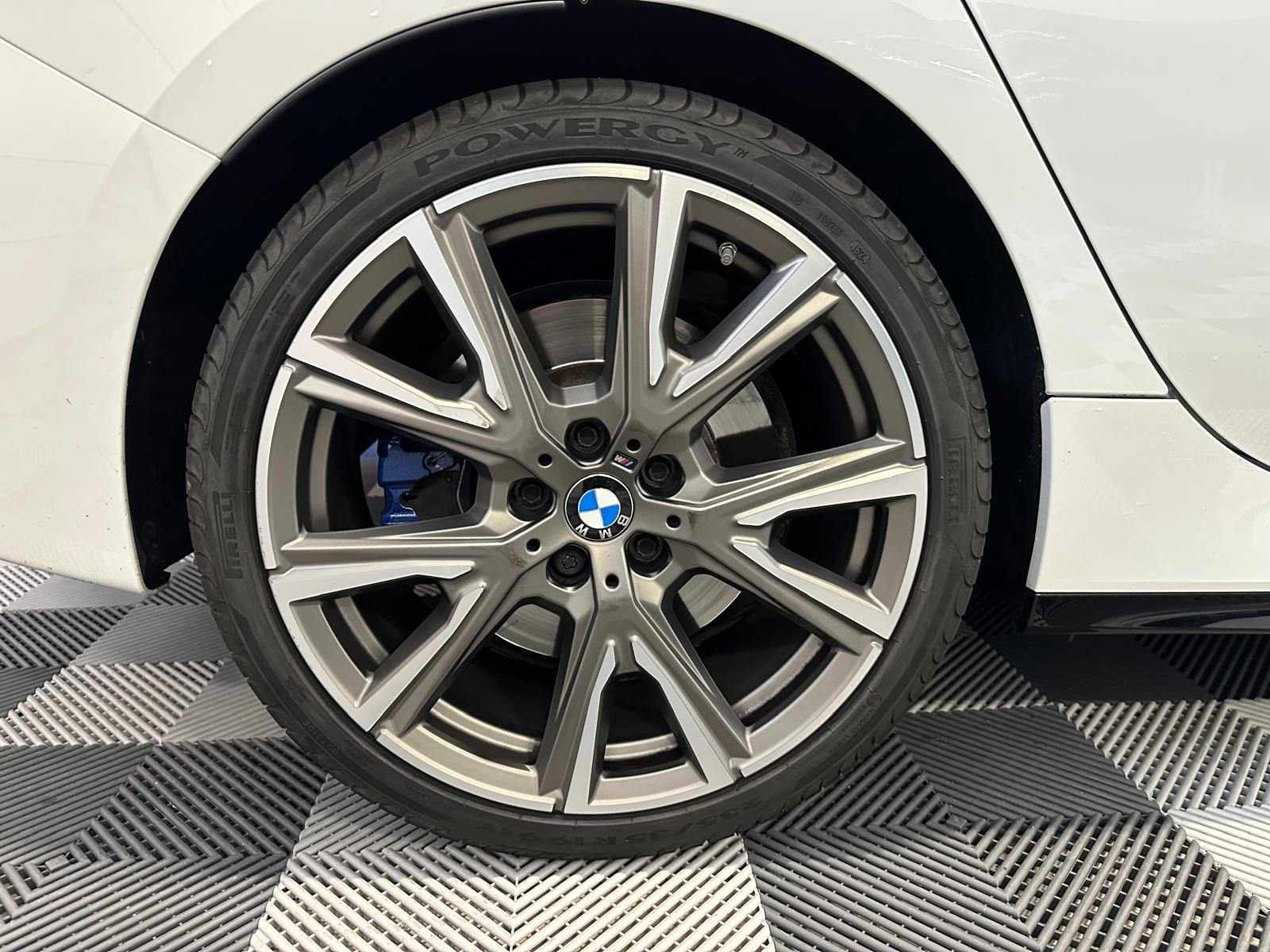 BMW M135i xDrive Steptronic-image-28