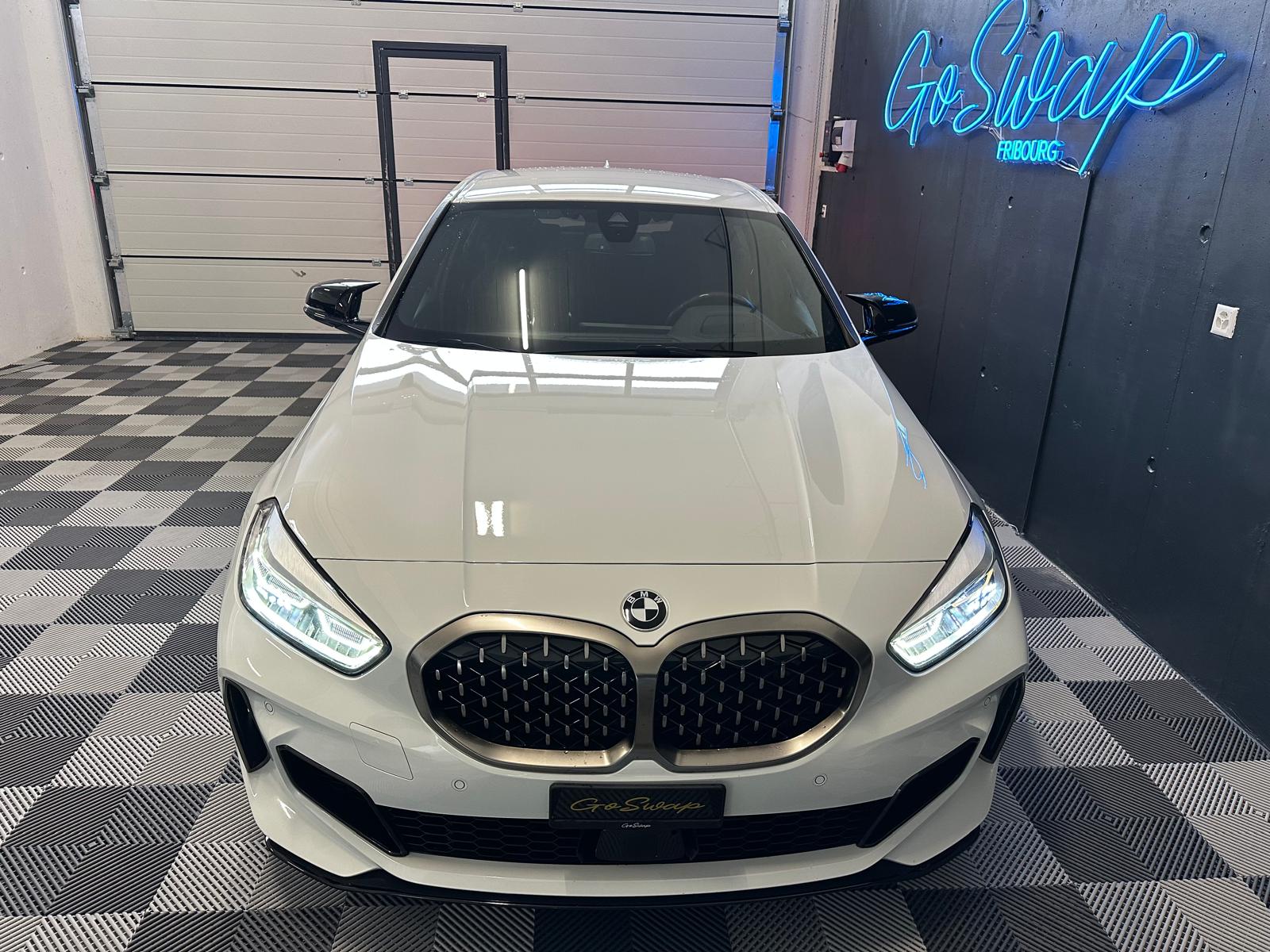 BMW M135i xDrive Steptronic-image-7