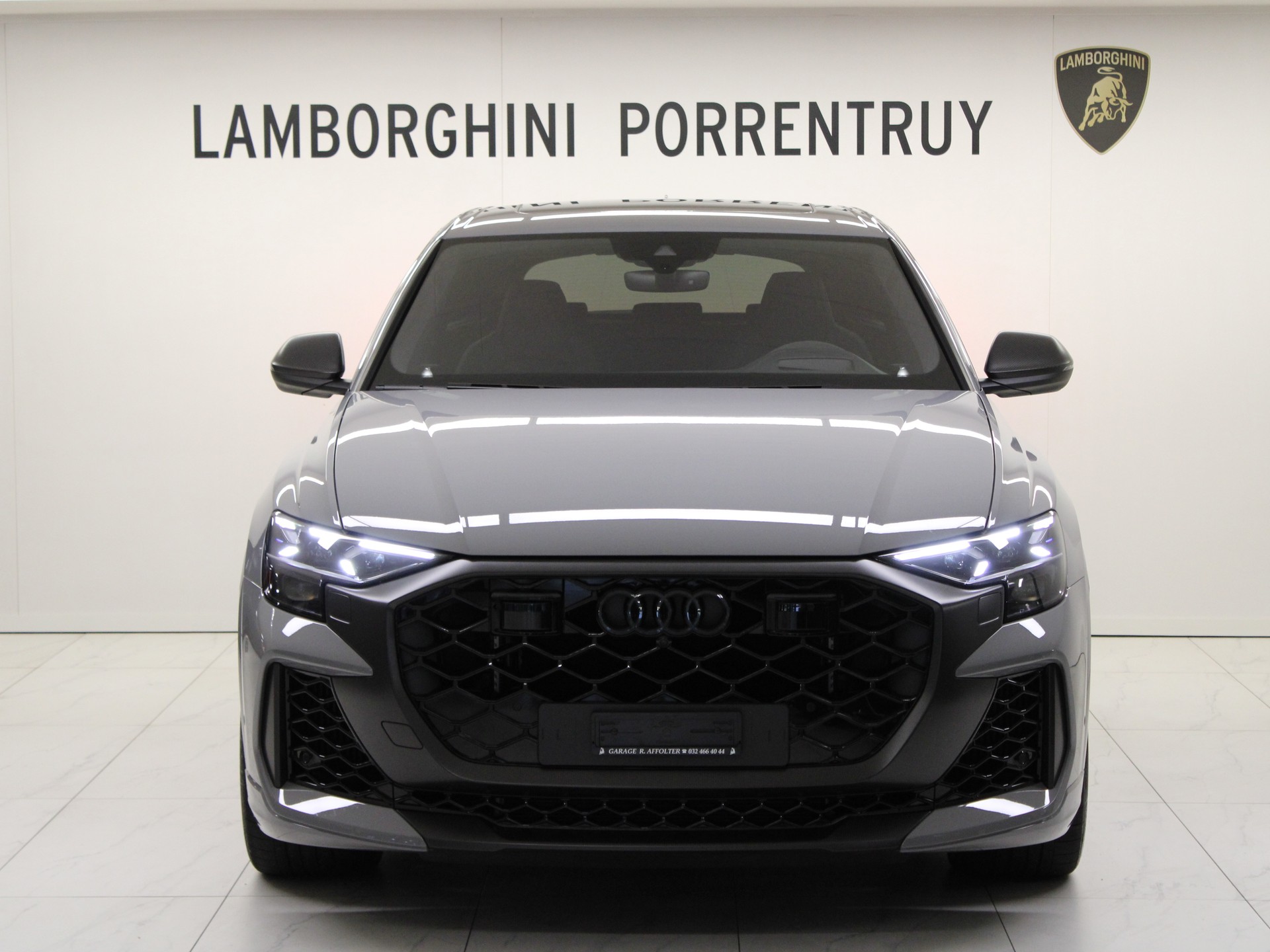 AUDI RSQ8 performance quattro-image-4