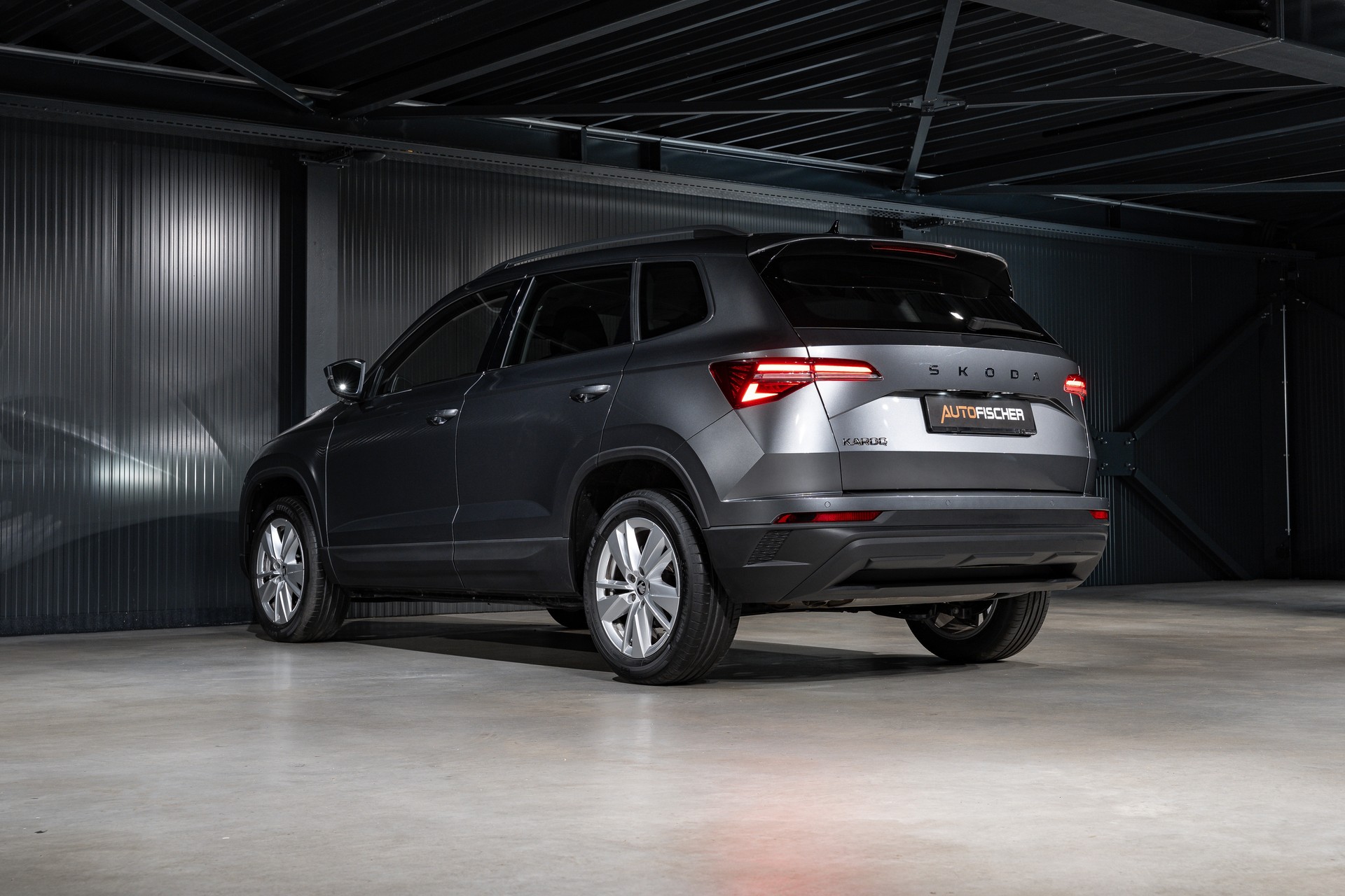 SKODA Karoq 1.5 TSI Selection DSG-image-7