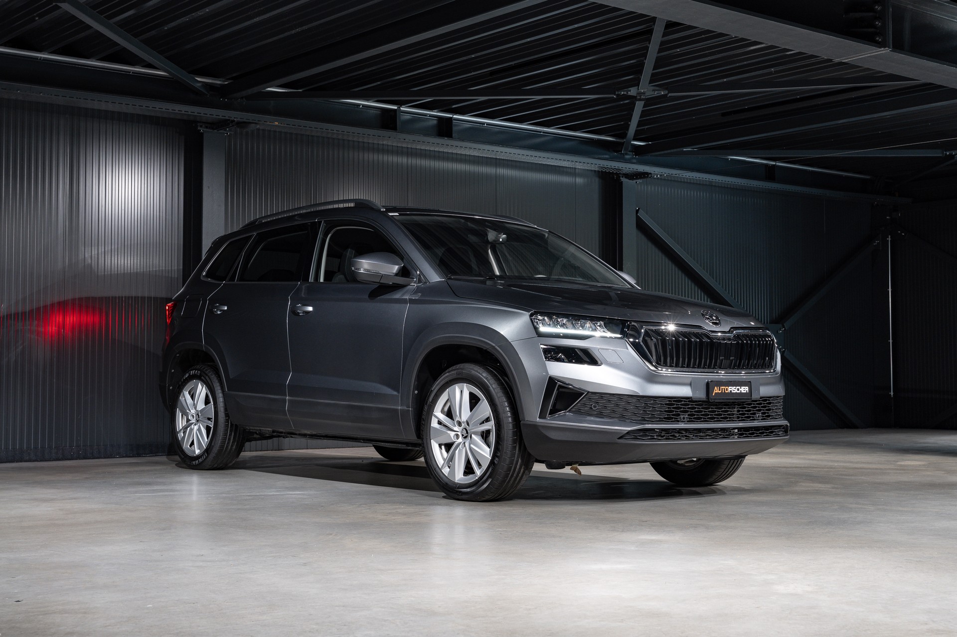 SKODA Karoq 1.5 TSI Selection DSG-image-4